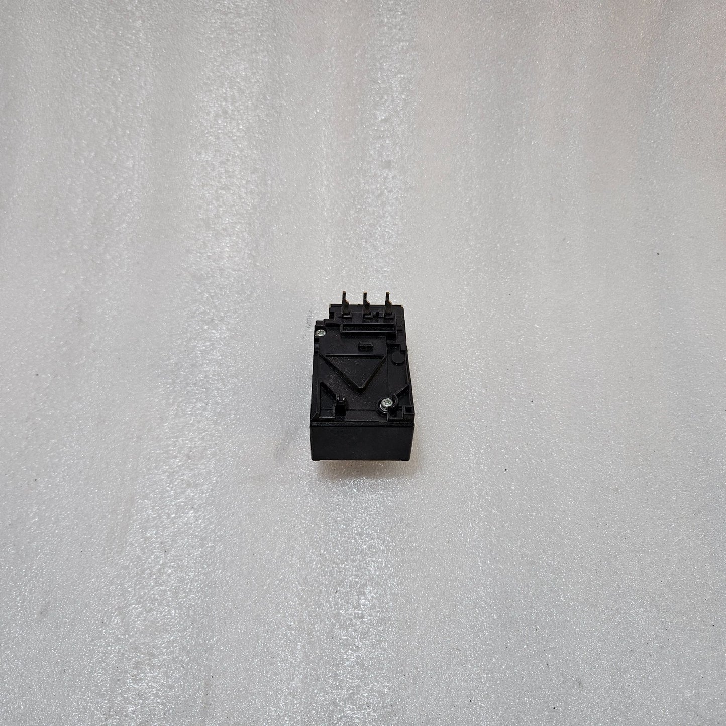 FUJI ELECTRIC TR-ON TR13N THERMAL OVERLOAD RELAY 1.7–2.6A MOTOR PROTECTION RELAY