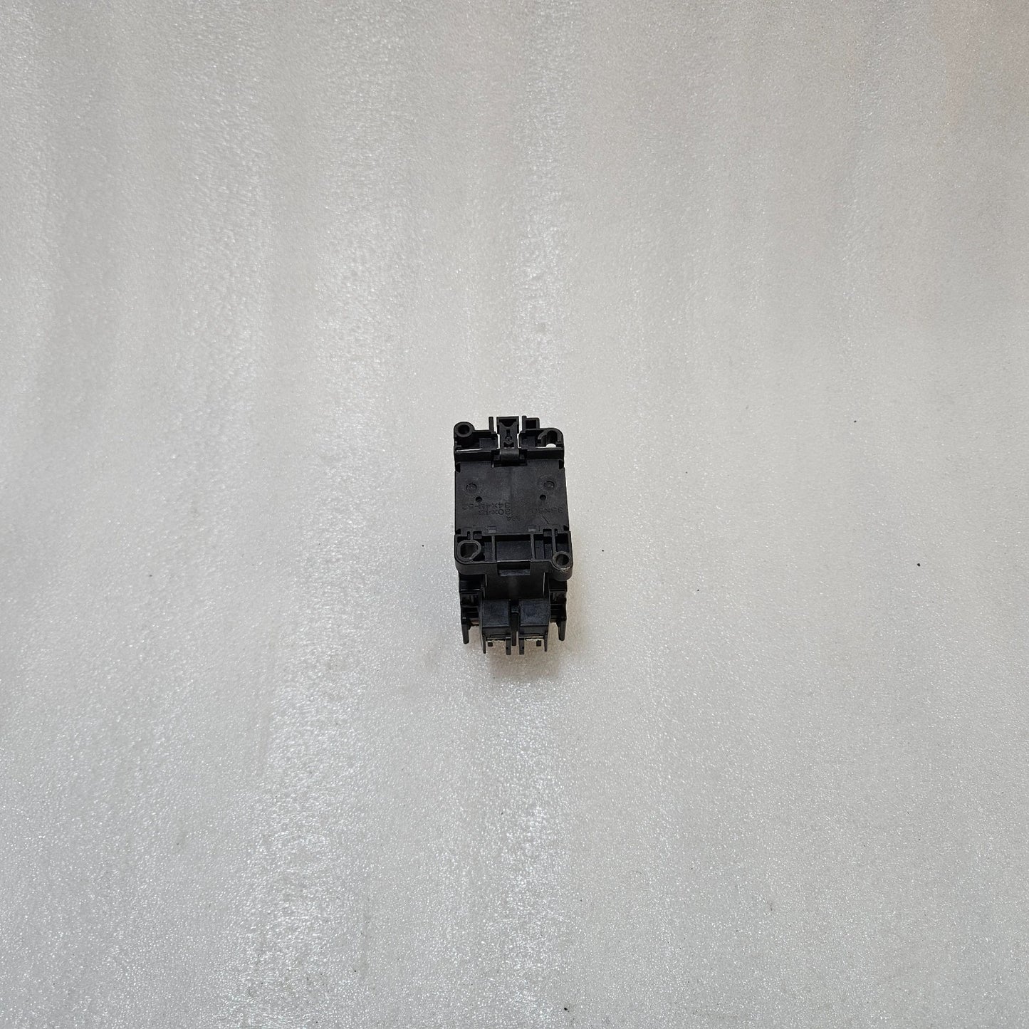 FUJI ELECTRIC SH-4 AUXILIARY CONTACTOR BLOCK 4NO WITH 100–110V COIL 10A