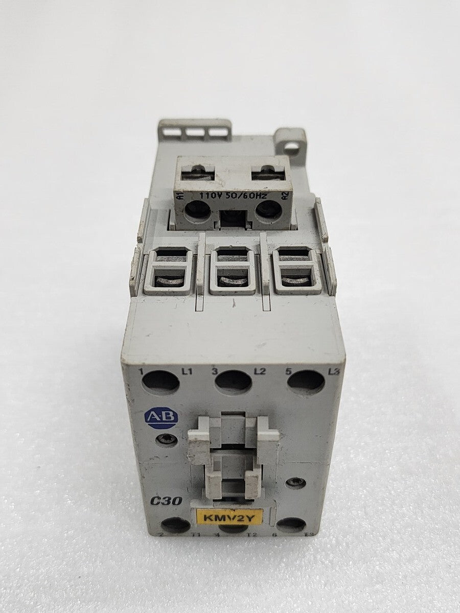 ALLEN BRADLEY CAT 100-C30-00 SER C MAGNETIC CONTACTOR COIL VOLTAGE 110V
