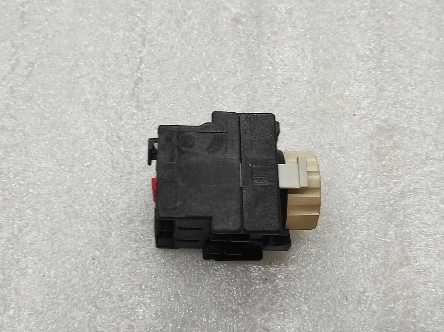 ABB TP40I PNEUMATIC TIMER FPTN477016R0008 0.1-40S NIB