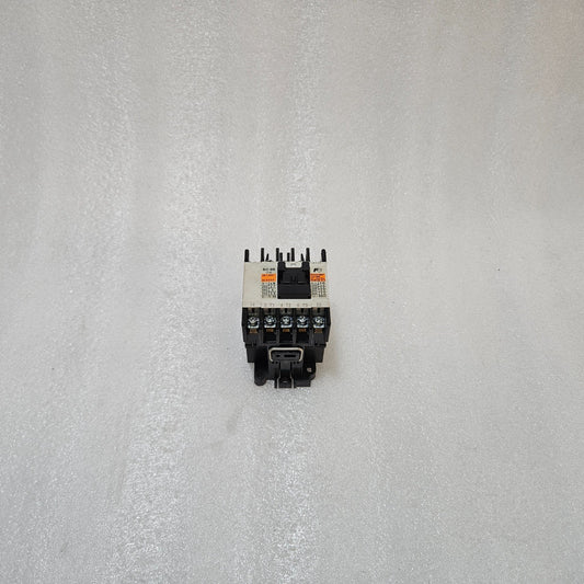 FUJI ELECTRIC SC-05 MAGNETIC CONTACTOR 20A 3-POLE MOTOR CONTACTOR 110-120V COIL
