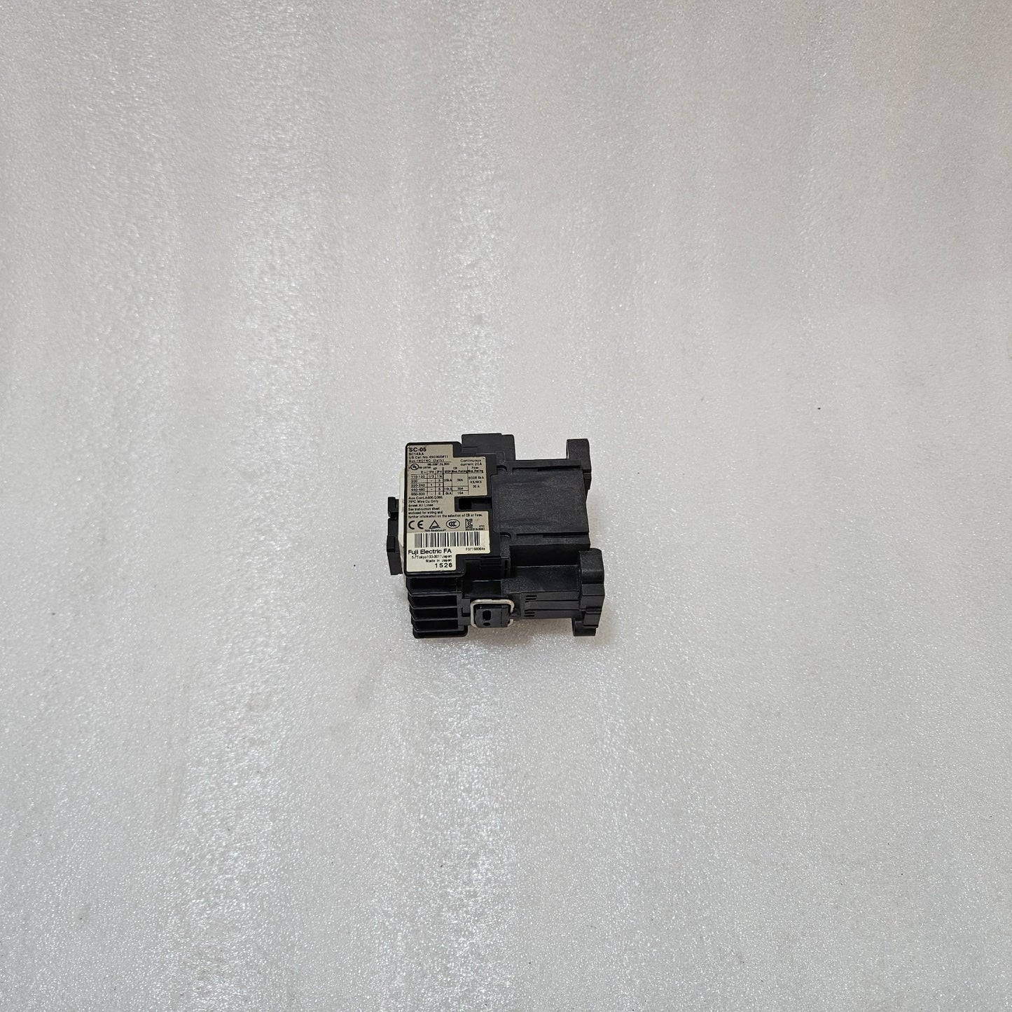 FUJI ELECTRIC SC-05 MAGNETIC CONTACTOR 20A 3-POLE MOTOR CONTACTOR 110-120V COIL