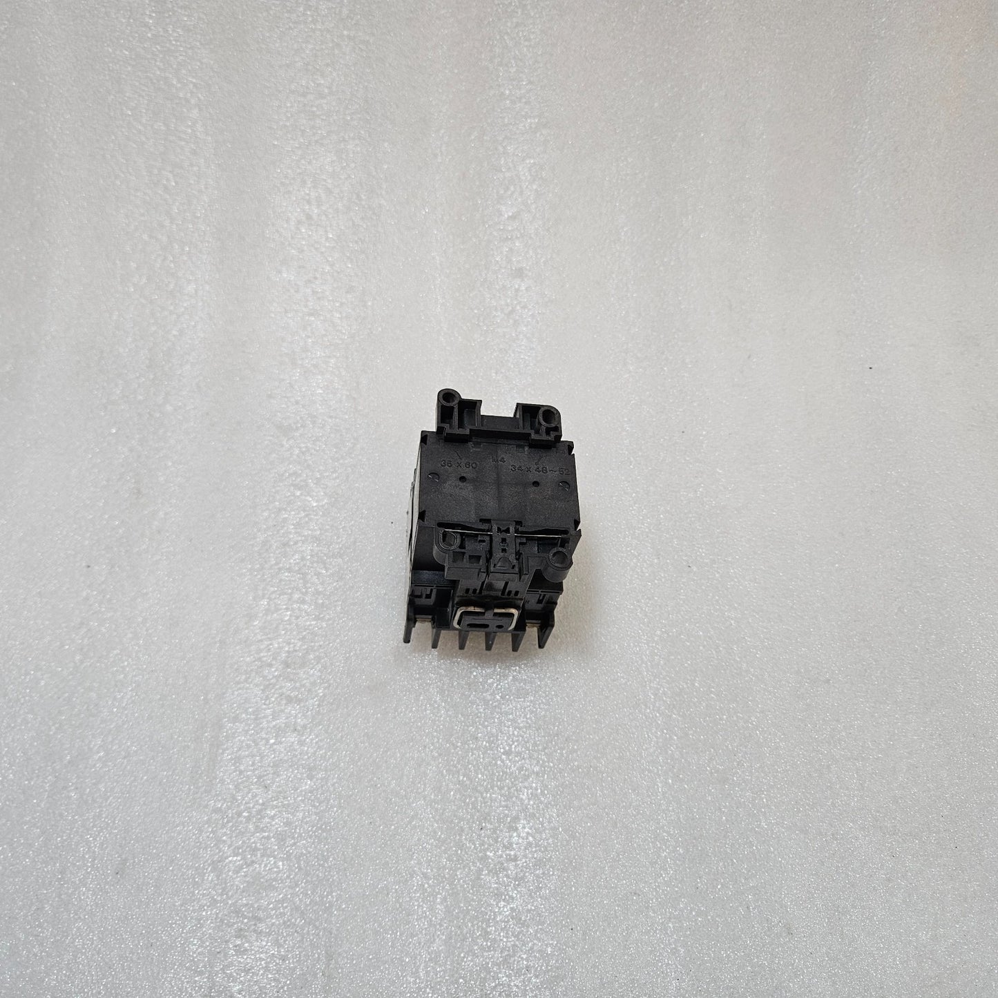 FUJI ELECTRIC SC-05 MAGNETIC CONTACTOR 20A 3-POLE MOTOR CONTACTOR 110-120V COIL