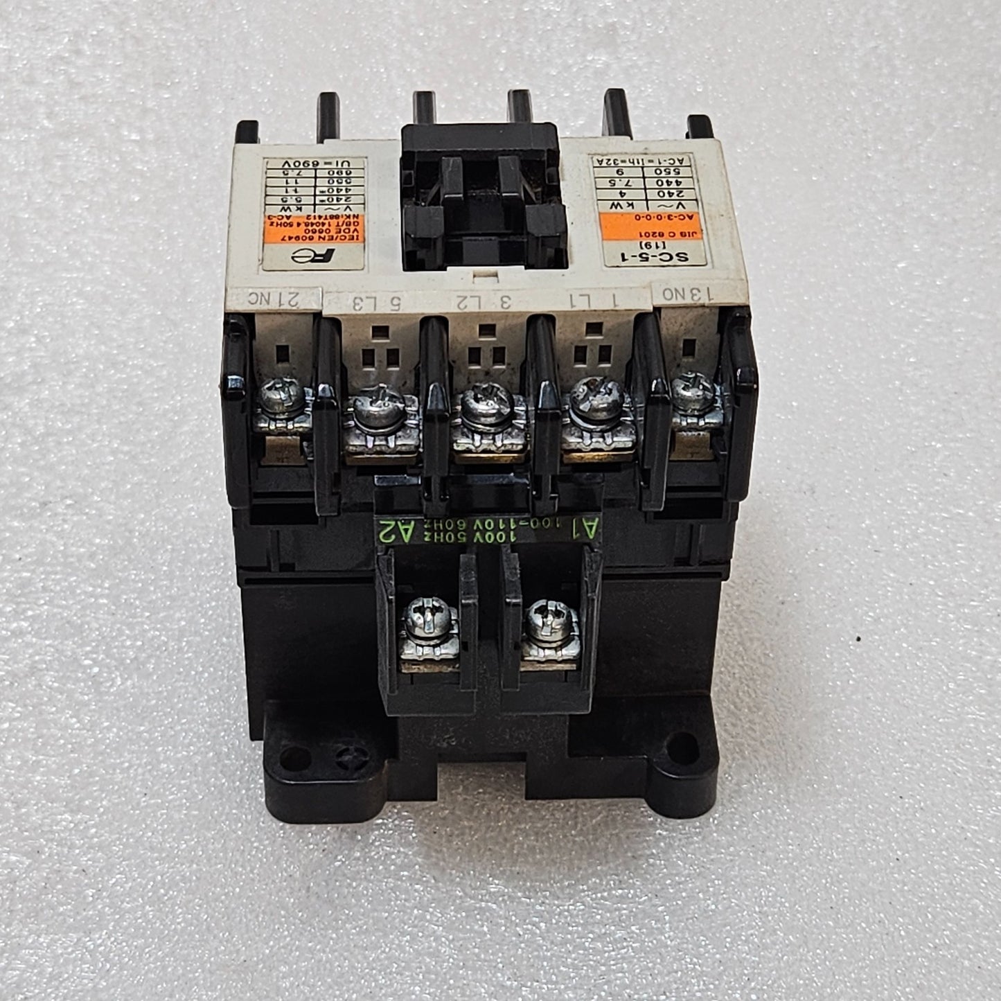 FUJI ELECTRIC SC-5-1 MAGNETIC CONTACTOR 32A AC-3 MOTOR DUTY 100-110V AC COIL