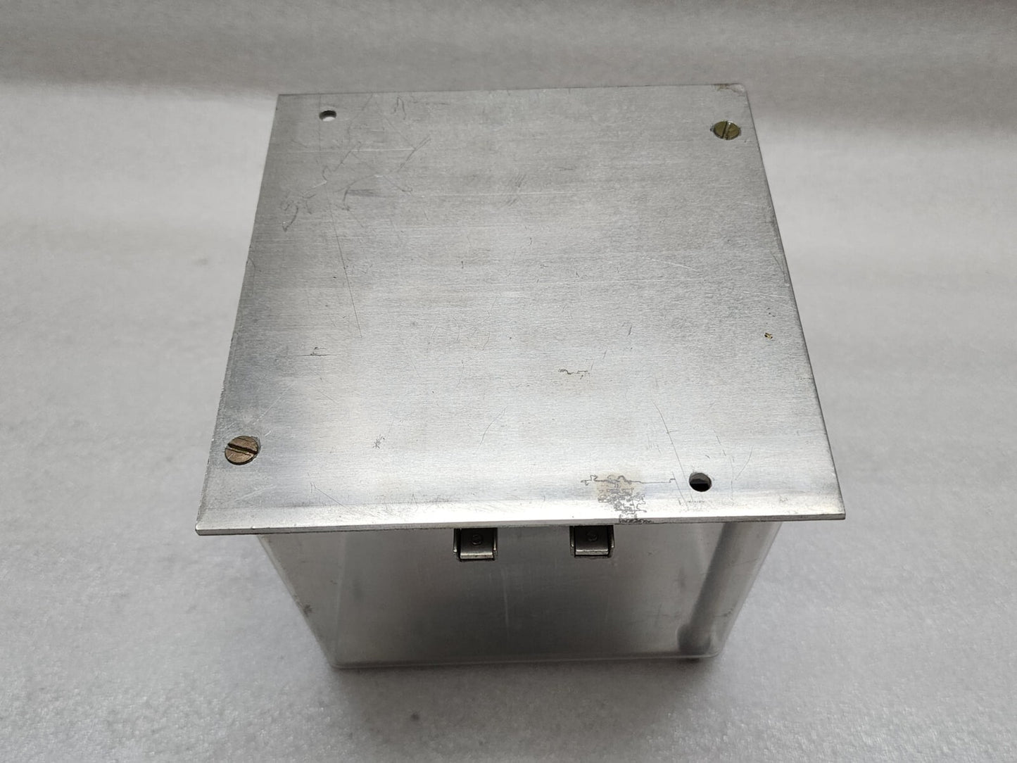 BOITIER AUXILIAIRE SCHEMA 9806 USE WITH TTE 7017