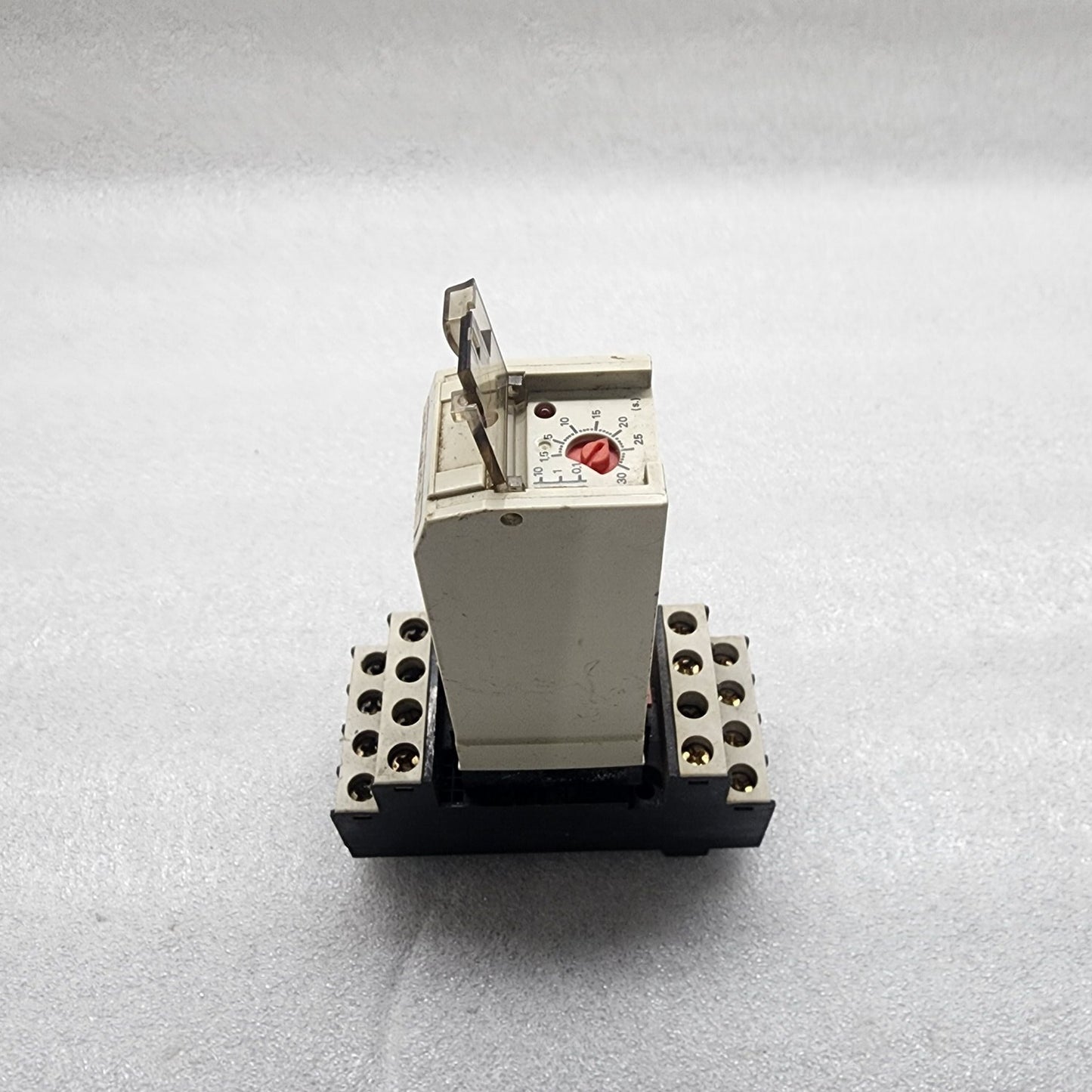 RHR 418E PLUG IN RELAY