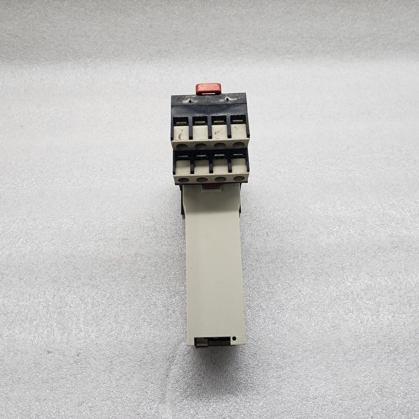 RHR 418E PLUG IN RELAY