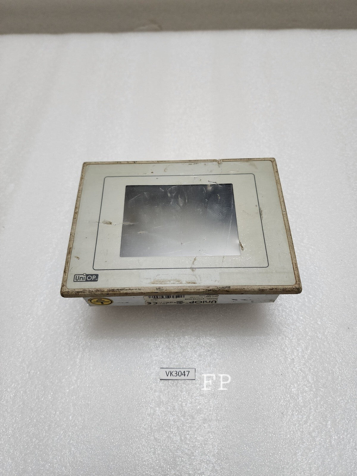 UNIOP ETOP03-0046 OPERATOR PANEL HMI 24VDC DISPLAY NOT WORKING