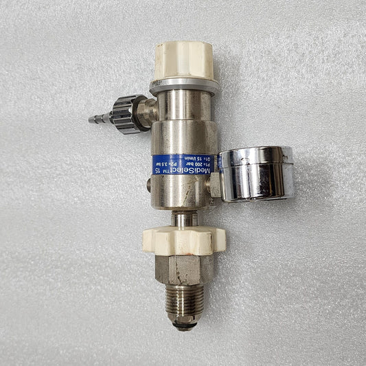 GCE 15 OXYGEN REGULATOR 200 BAR