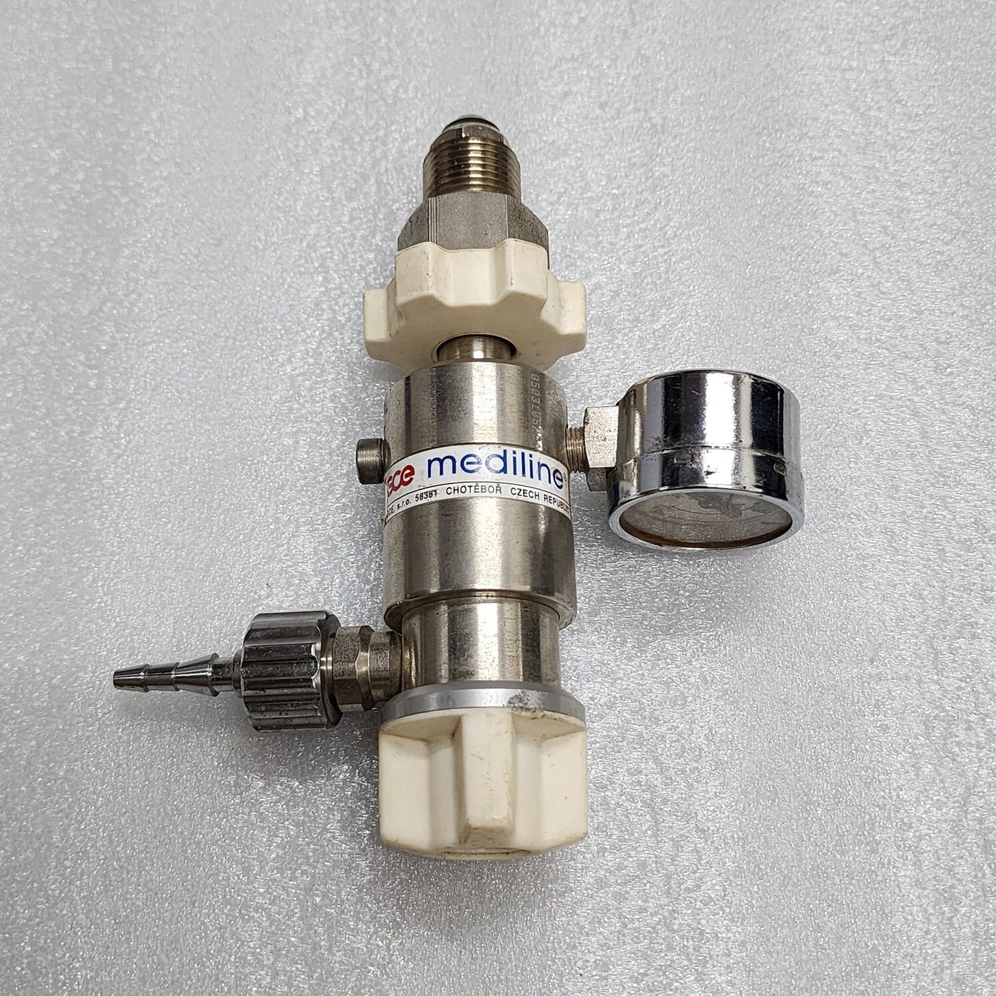GCE 15 OXYGEN REGULATOR 200 BAR