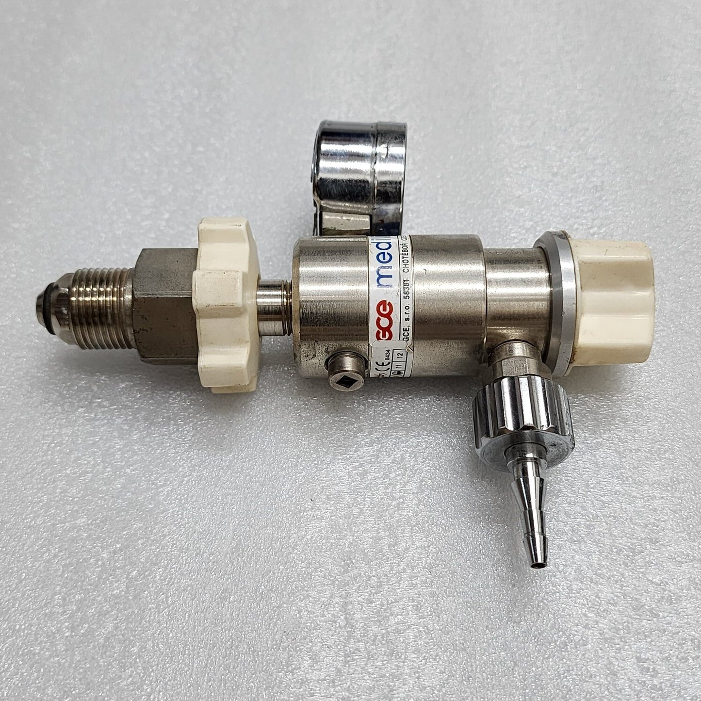 GCE 15 OXYGEN REGULATOR 200 BAR