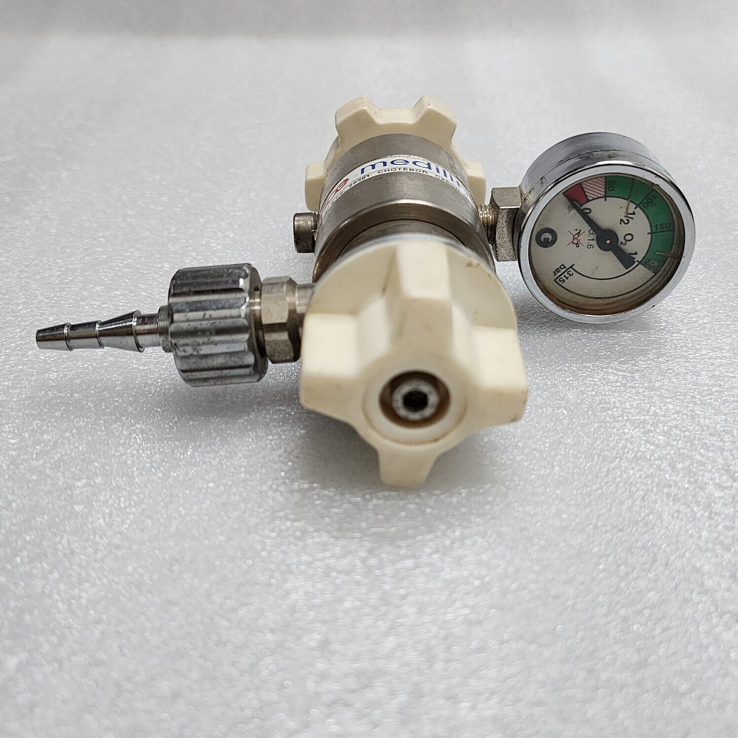 GCE 15 OXYGEN REGULATOR 200 BAR