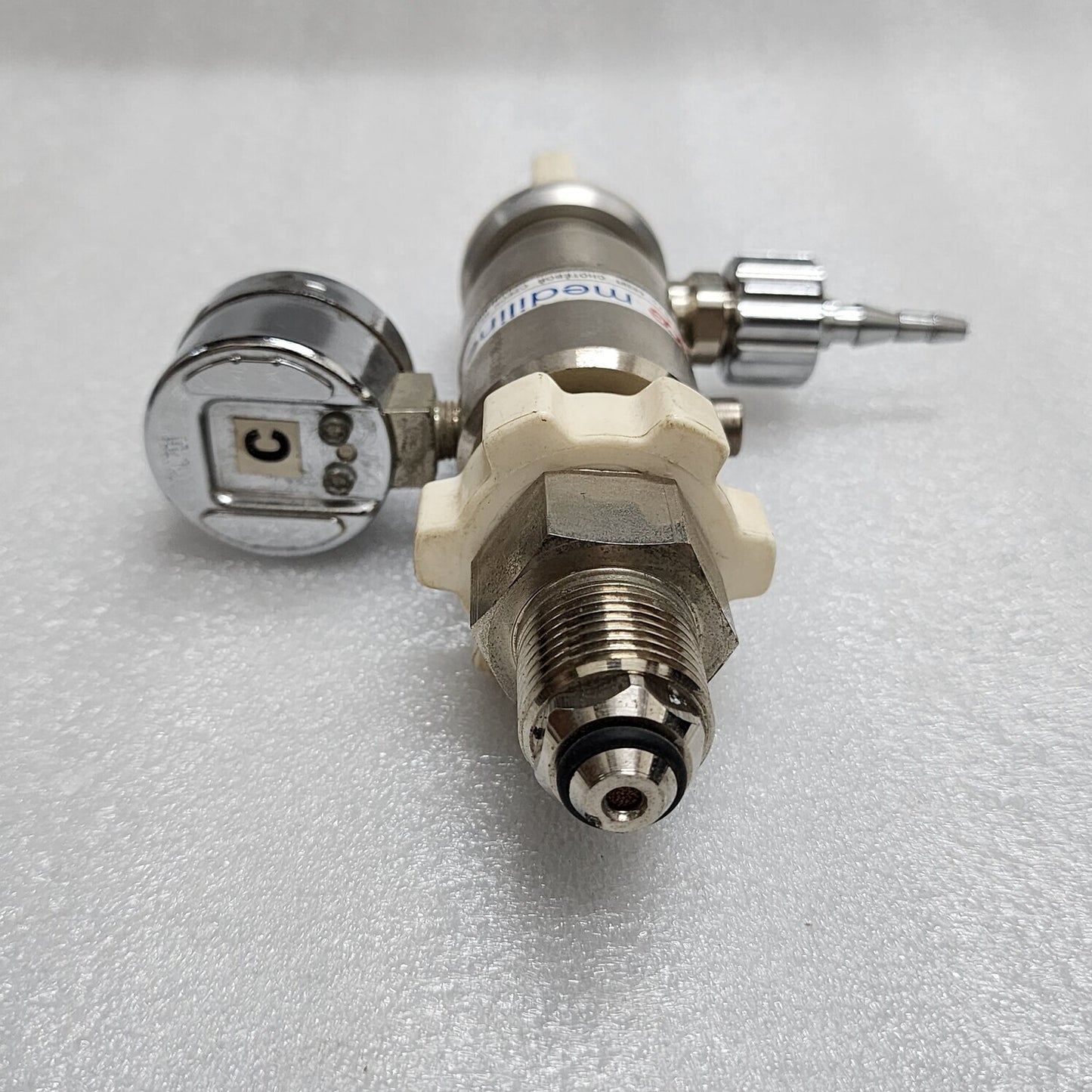 GCE 15 OXYGEN REGULATOR 200 BAR