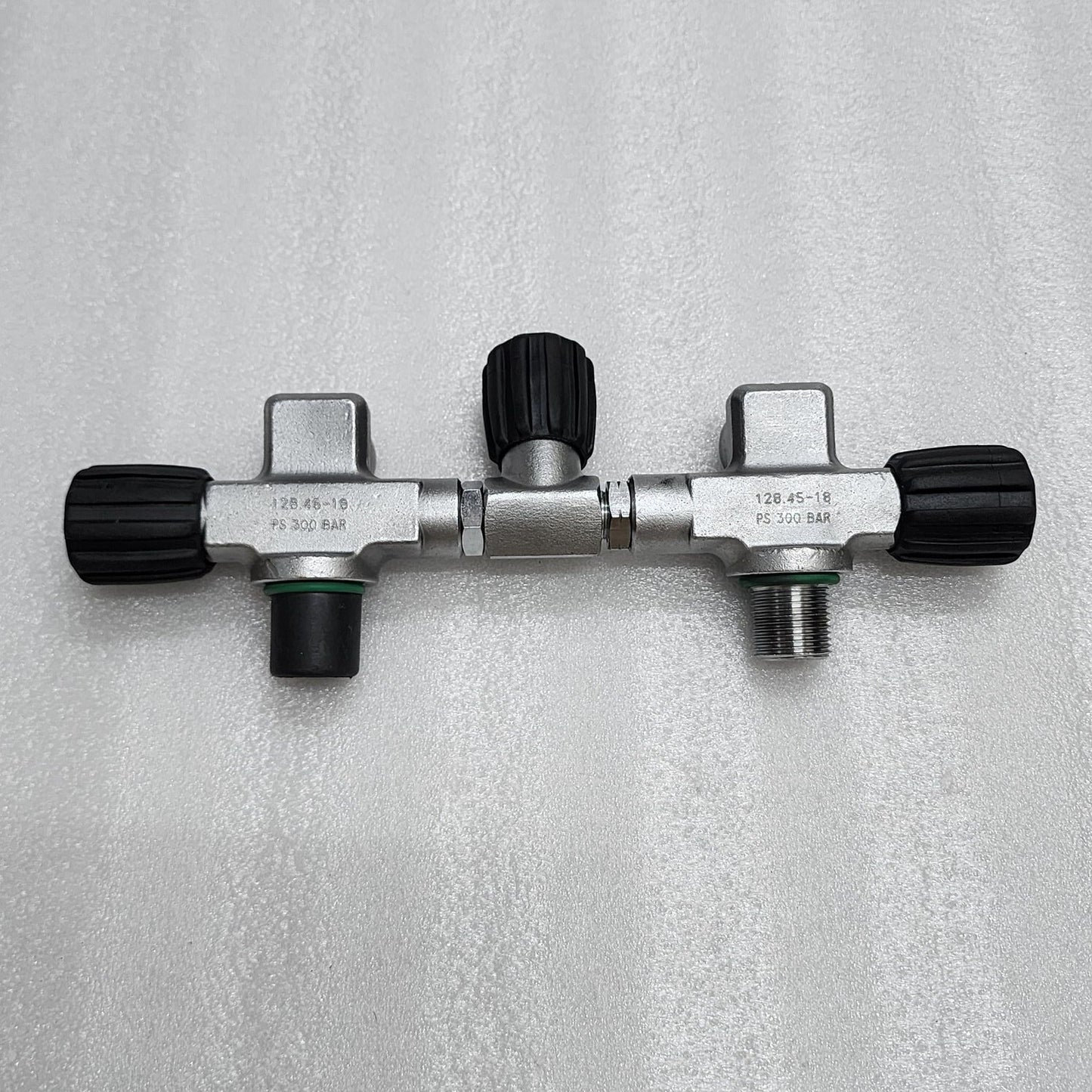 DOUBLE TANK MANIFOLD M25-300 DIVING CYLINDER VALVE 300 BAR