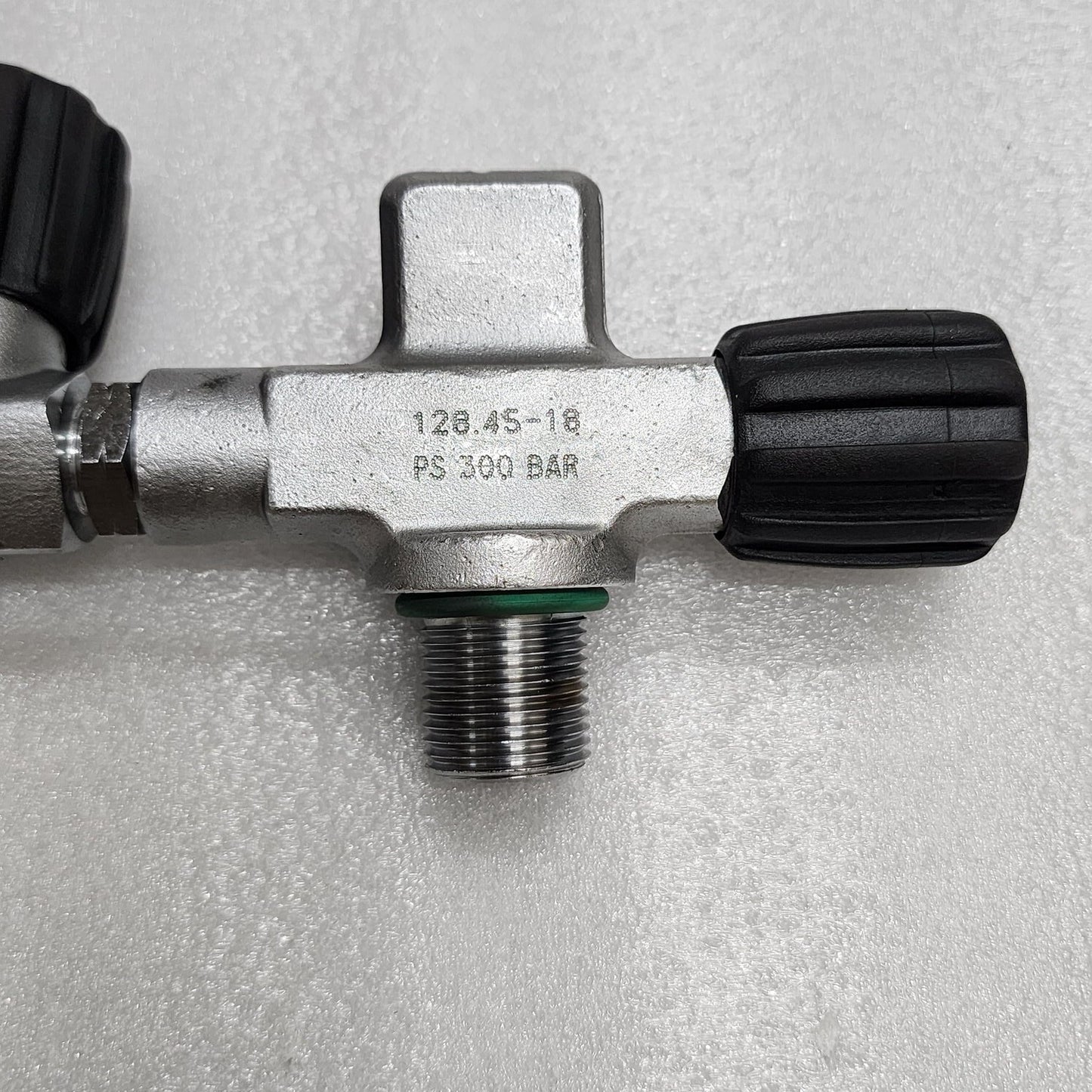 DOUBLE TANK MANIFOLD M25-300 DIVING CYLINDER VALVE 300 BAR