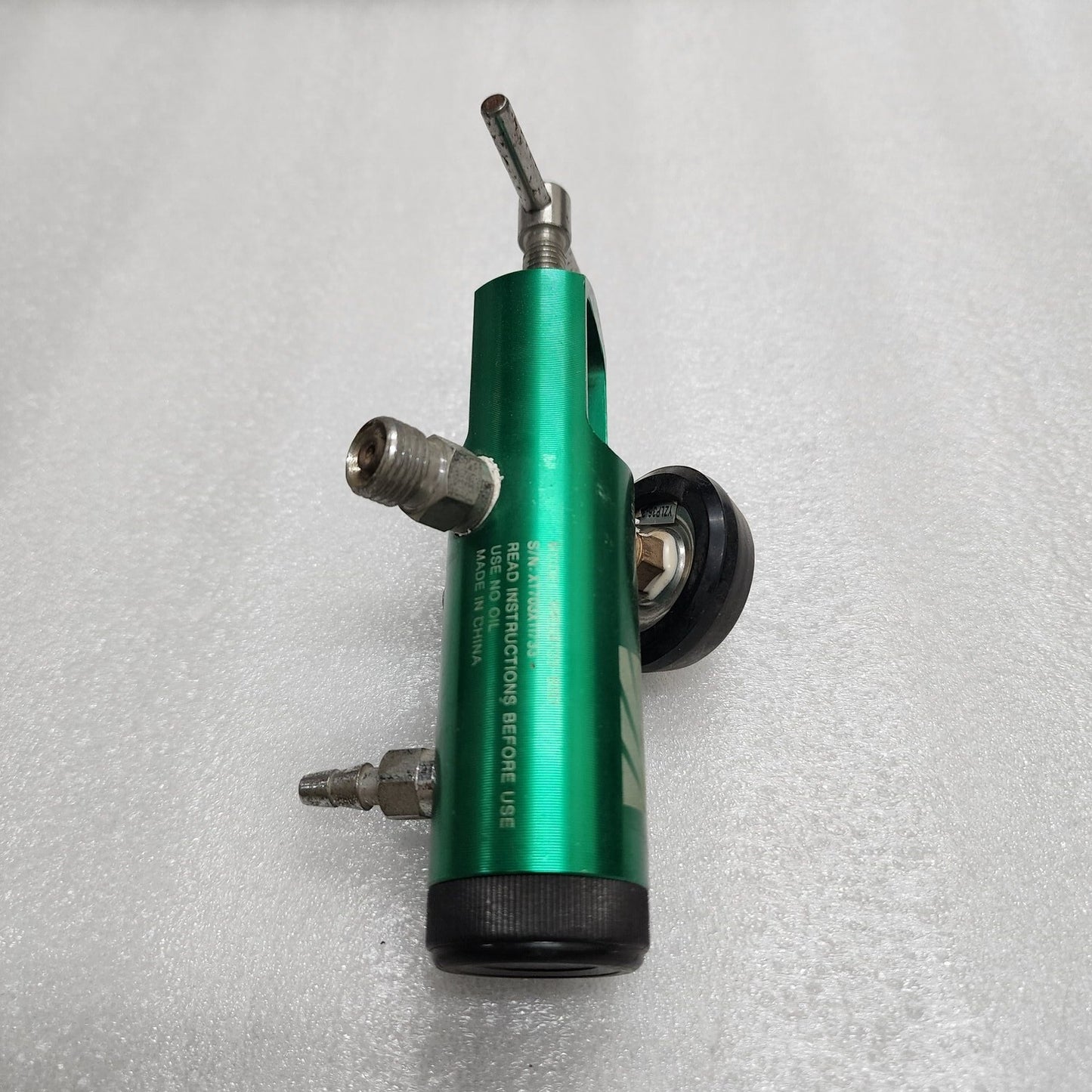 CRAMER DECKER AREG8725-B2D OXYGEN REGULATOR