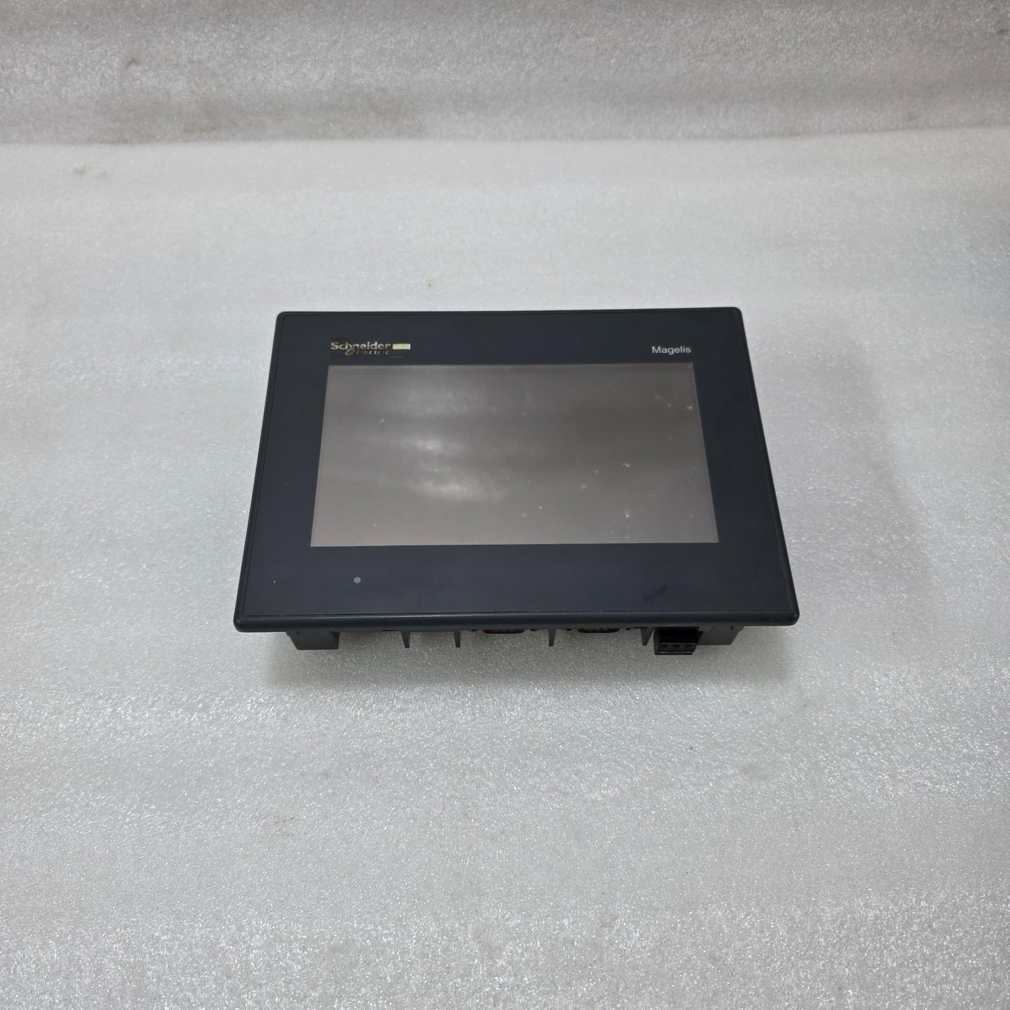 S ELECTRIC MAGELIS HMIGXO3501 HMI TOUCH PANEL – 24V DC, 5.7W INDUSTRIAL OPERATOR