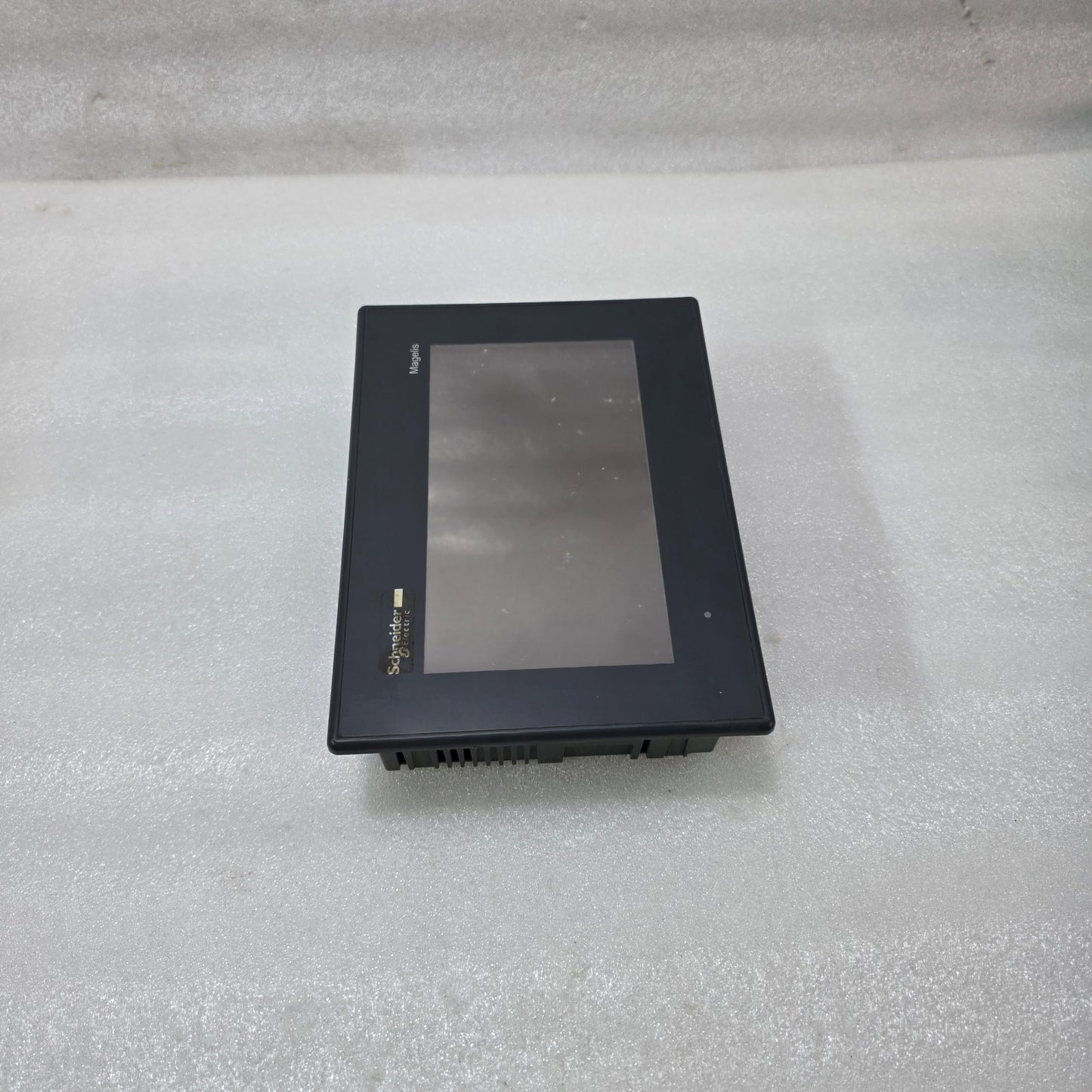 S ELECTRIC MAGELIS HMIGXO3501 HMI TOUCH PANEL – 24V DC, 5.7W INDUSTRIAL OPERATOR