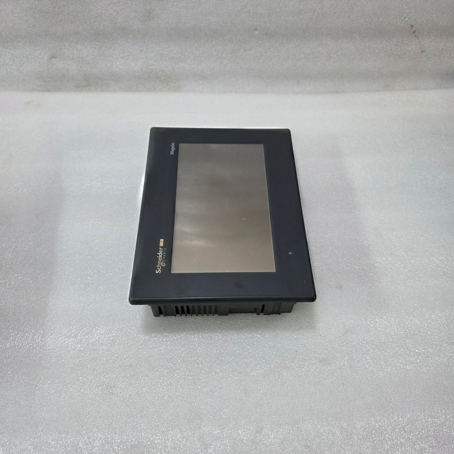 S ELECTRIC MAGELIS HMIGXO3501 HMI TOUCH PANEL – 24V DC TOUCH NOT WORKING