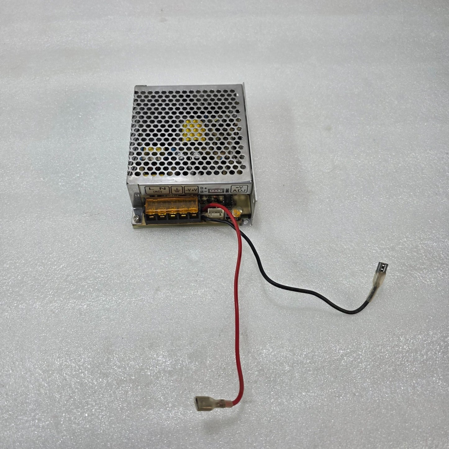 SILVAN PS 8210-B POWER SUPPLY 12V 4A – INDUSTRIAL DC POWER MODULE