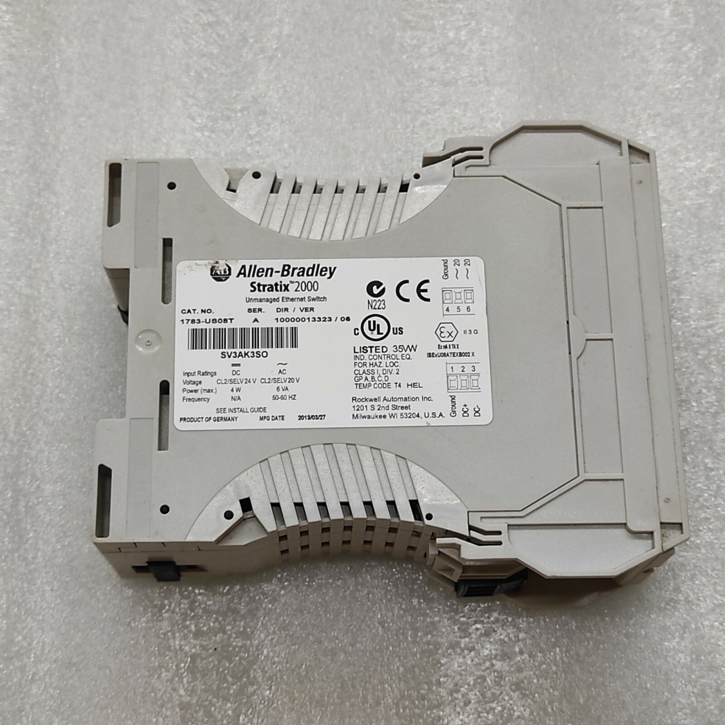 ALLEN BRADLEY STRATIX 2000 CAT 1783-US08T UNMANAGED ETHERNET SWITCH