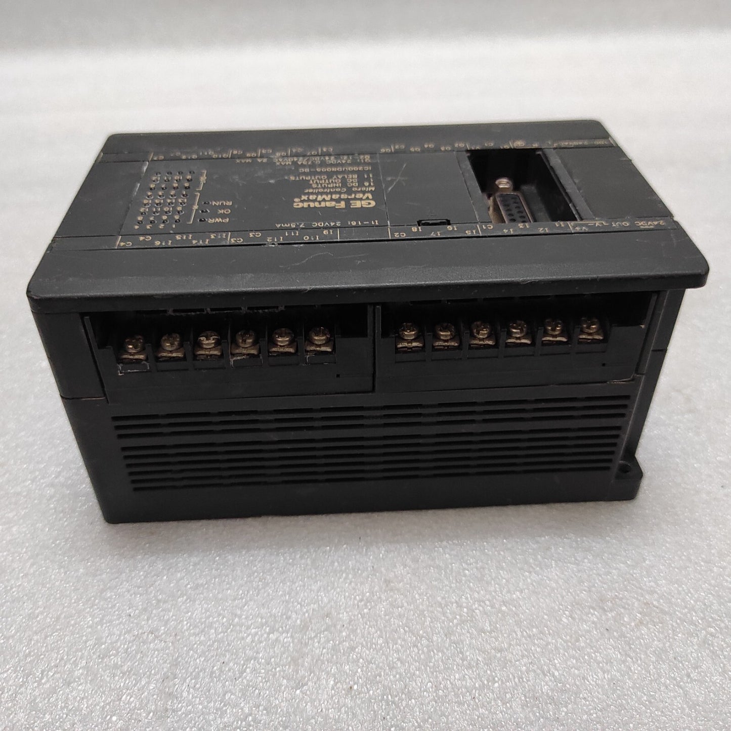 GE FANUC VERSA MAX IC200UDR005-BC MICRO CONTROLLER