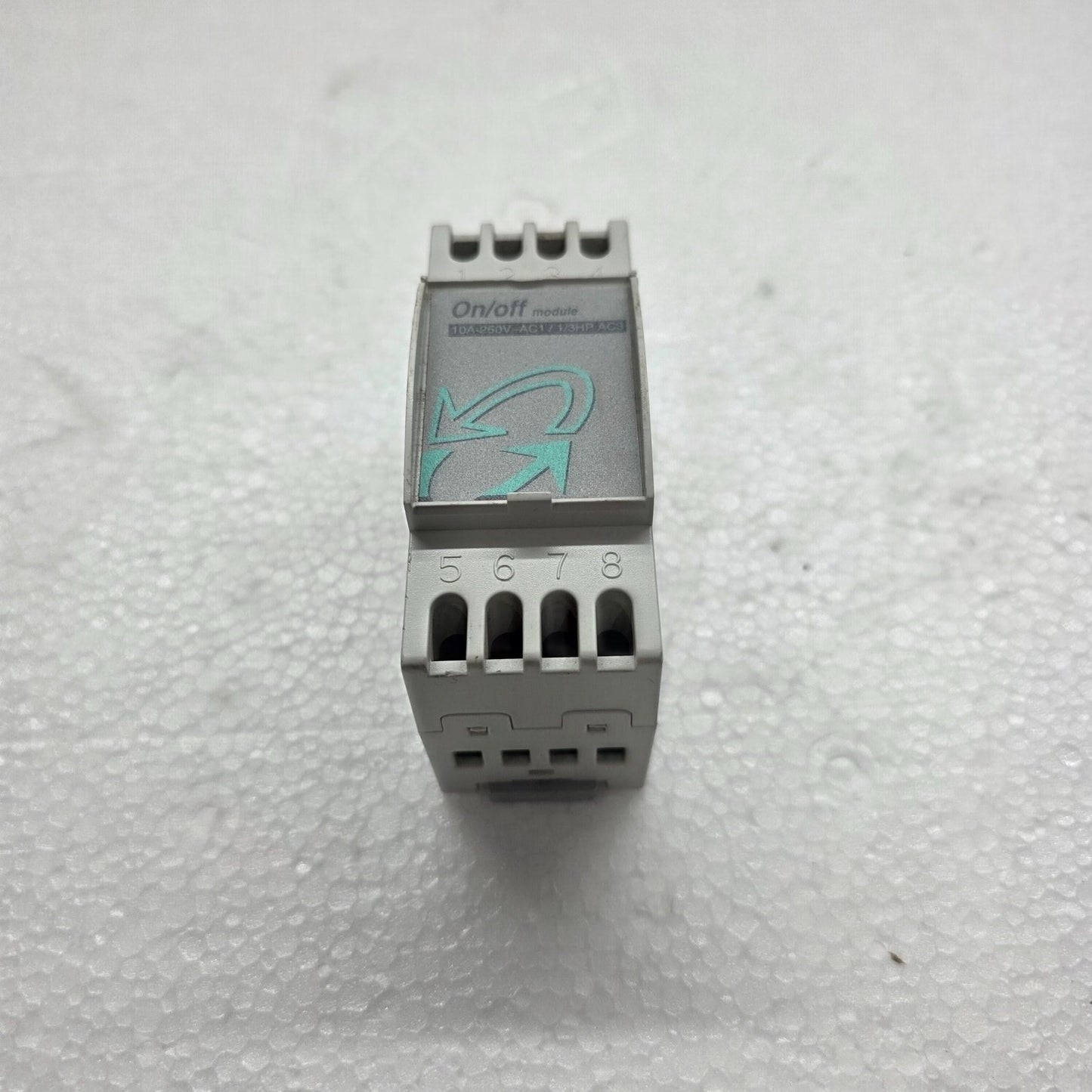 CAREL CONVONOFF0 OUTPUT SIGNAL CONVERTER MODULE