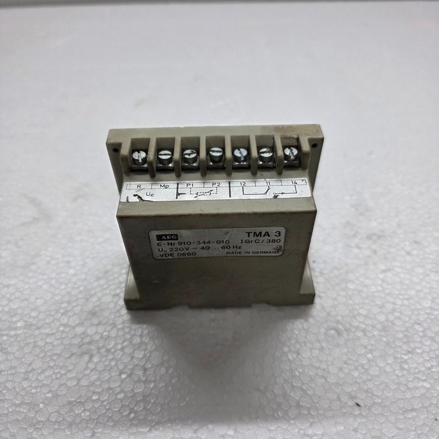 AEG TMA 3 TRIPPING UNIT RELAY 910-344-010