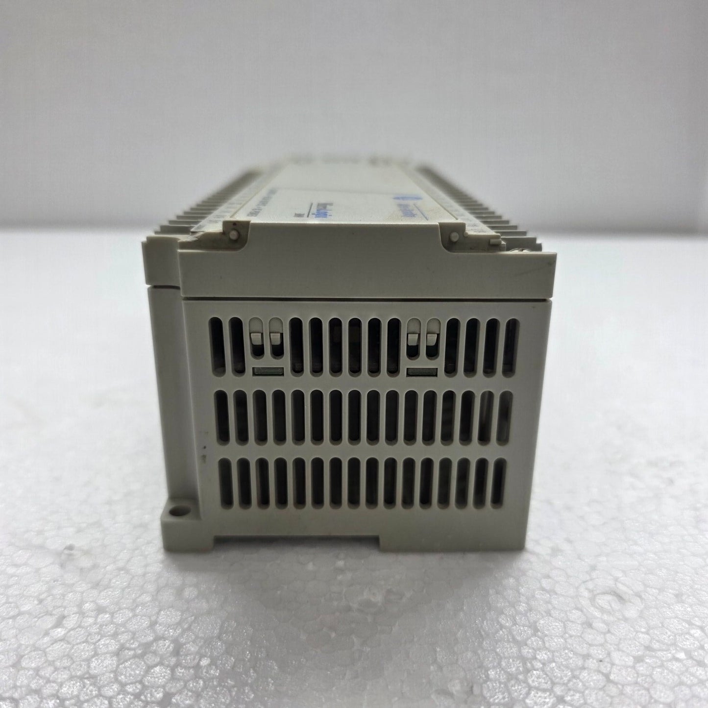 ALLEN BRADLEY MICROLOGIX 1000 CAT 1761-L32BWA