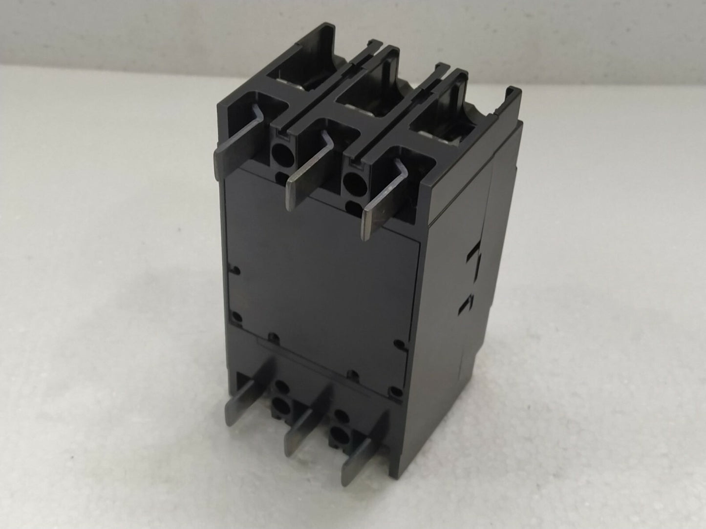 Terasaki TemBreak XS50NS Circuit Breaker 30A AC600V DC250V 3POLE