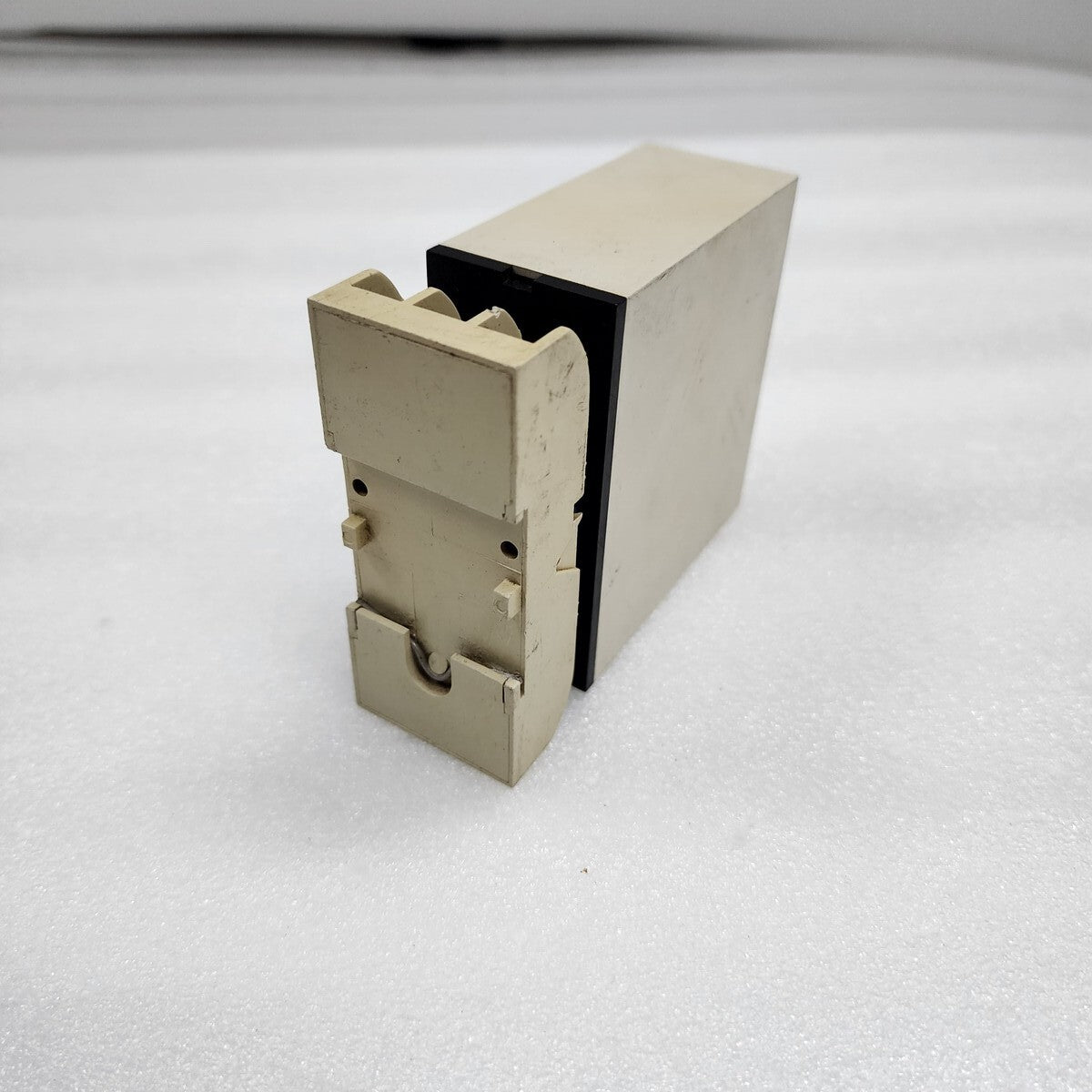 Electromatic S-System SA 205 220 Delay on Operate 220V AC 0.8-18 SEC SA205220