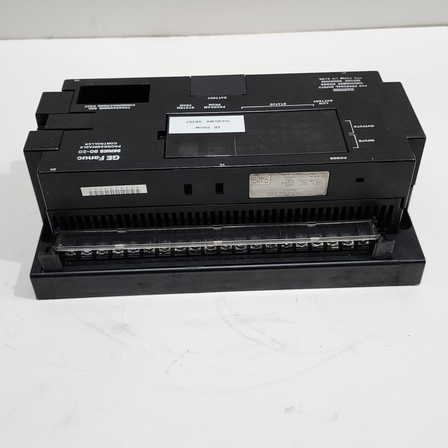 GE FANUC IC692CPU211E PROGRAMMABLE CONTROLLER IC692MDR541C 24VDC