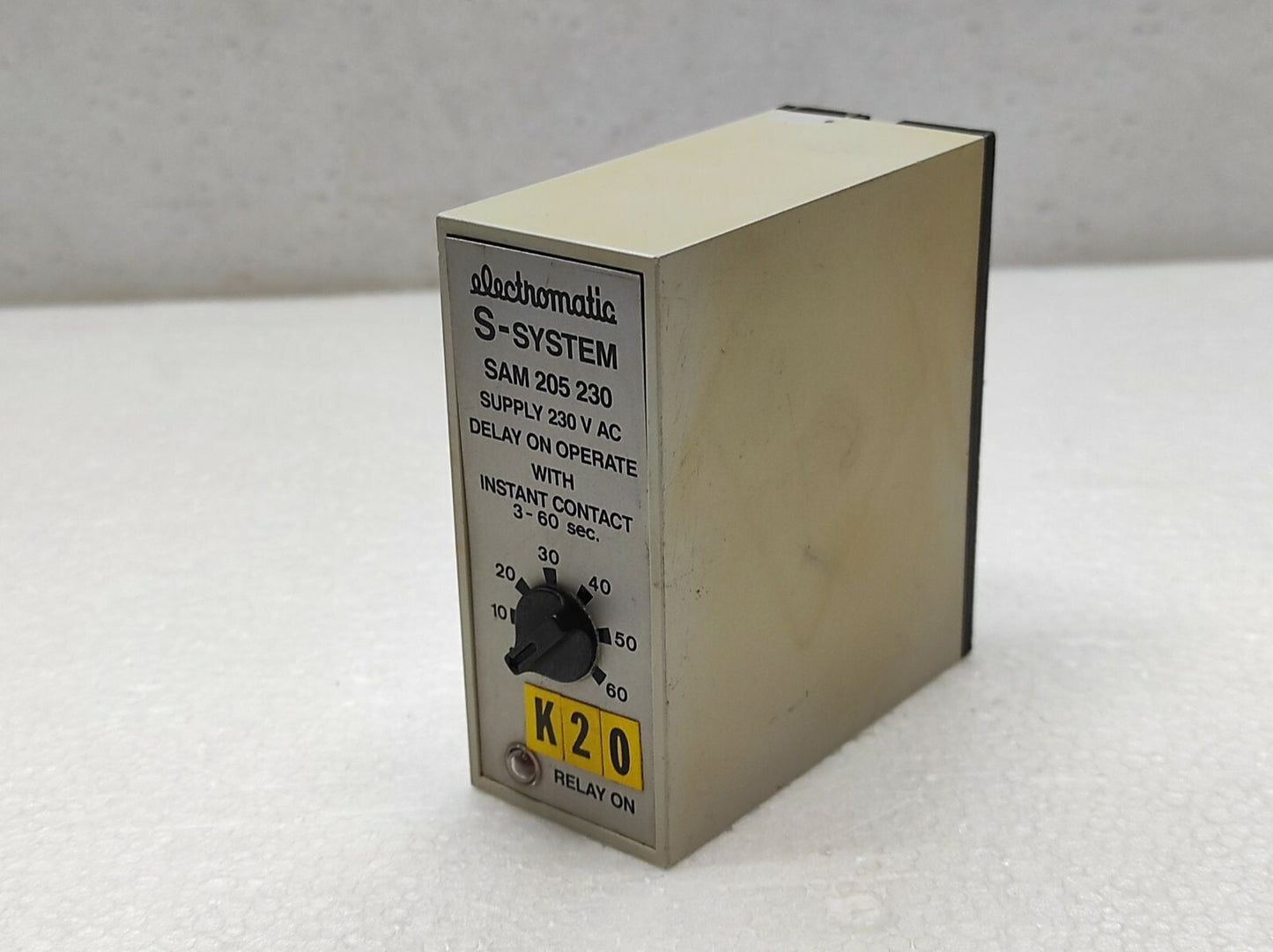 Electromatic SAM 205 230 Delay on Operate 230V AC 3-60 Seconds SAM205230