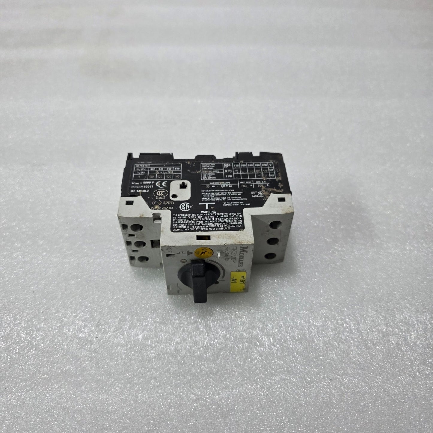 MOELLER PKZM0-1 MOTOR PROTECTION CIRCUIT BREAKER 0.63–1A MANUAL MOTOR STARTER