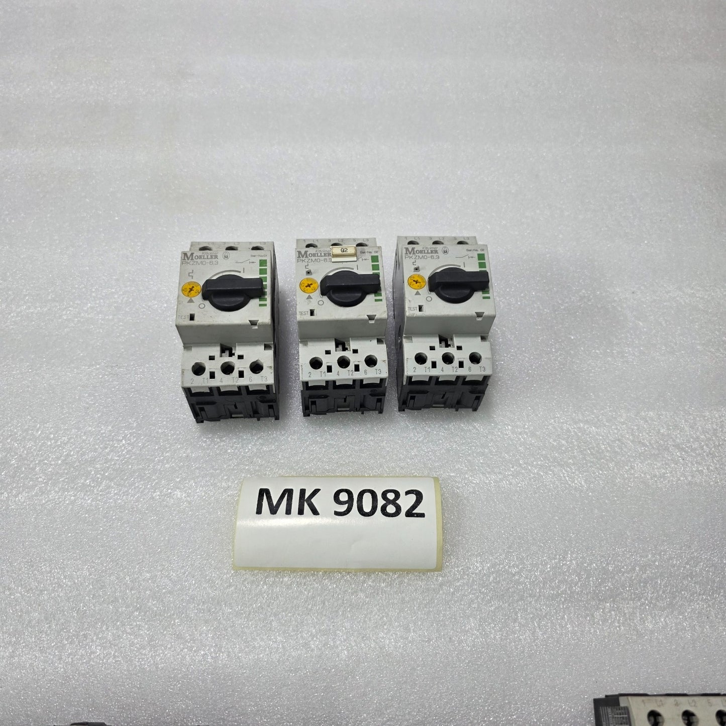 MOELLER PKZM0-6.3 MOTOR PROTECTION CIRCUIT BREAKER 4–6.3A MANUAL MOTOR STARTER