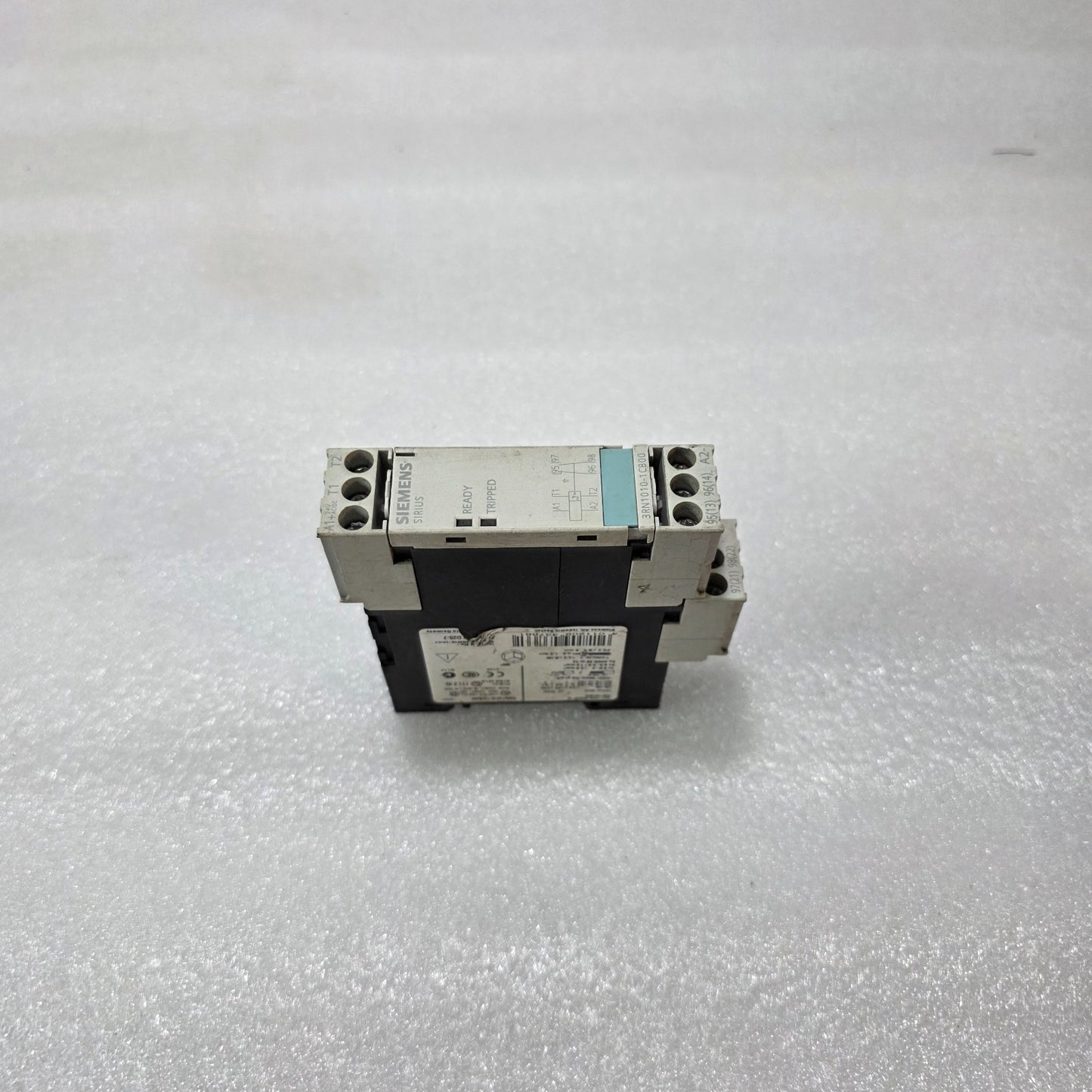 SIEMENS 3RN1010-1CB00 THERMISTOR MOTOR PROTECTION RELAY ATEX IEC/EN 60947-8 24–2