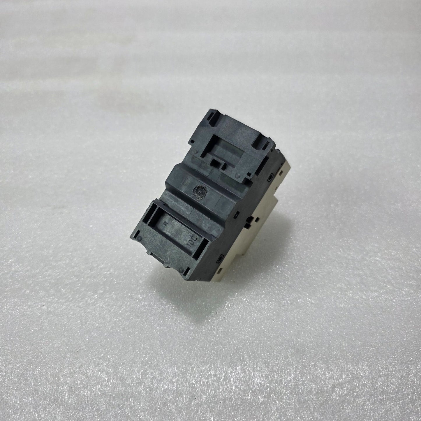 S ELECTRIC GV2-LE10 MOTOR PROTECTION CIRCUIT BREAKER 6.3A MPCB TESYS GV2 MANUAL