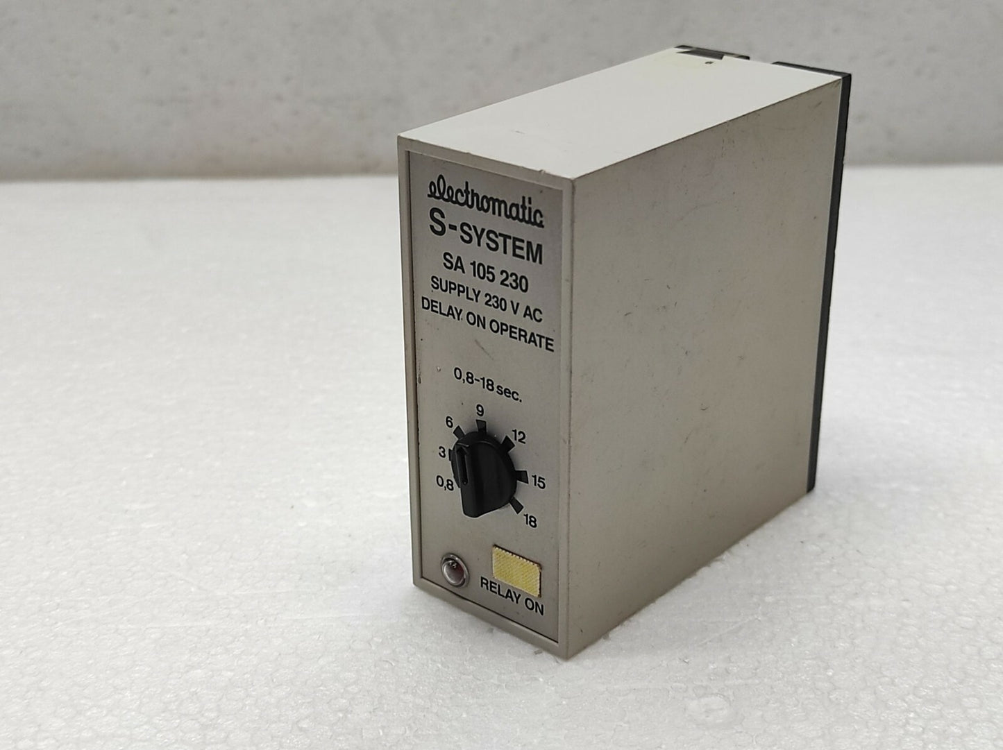 Electromatic SA 105 230 Delay On Operate 230VAC SA105230