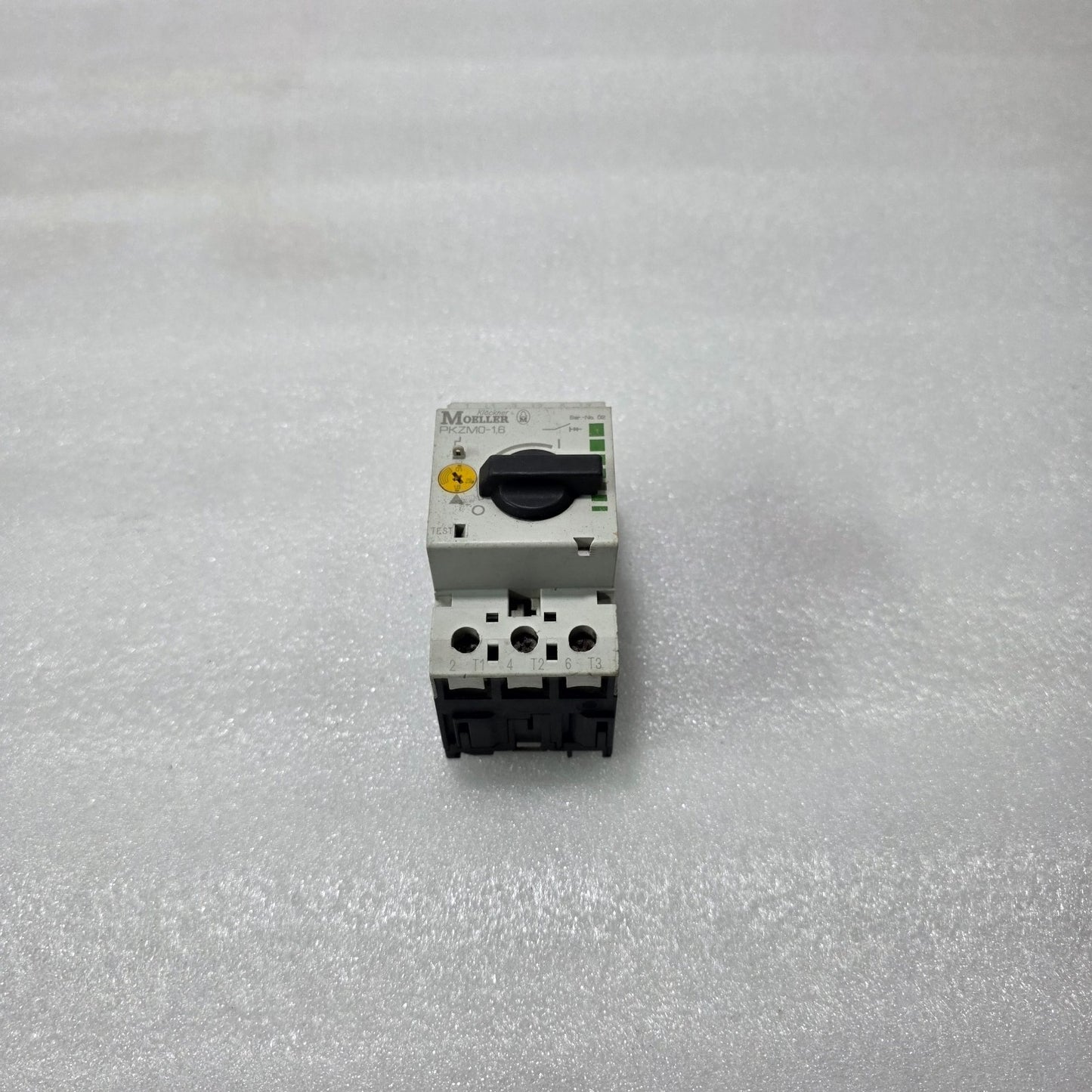 KLÖCKNER MOELLER PKZM0-1.6 MOTOR PROTECTION CIRCUIT BREAKER 1–1.6A MANUAL MOTOR