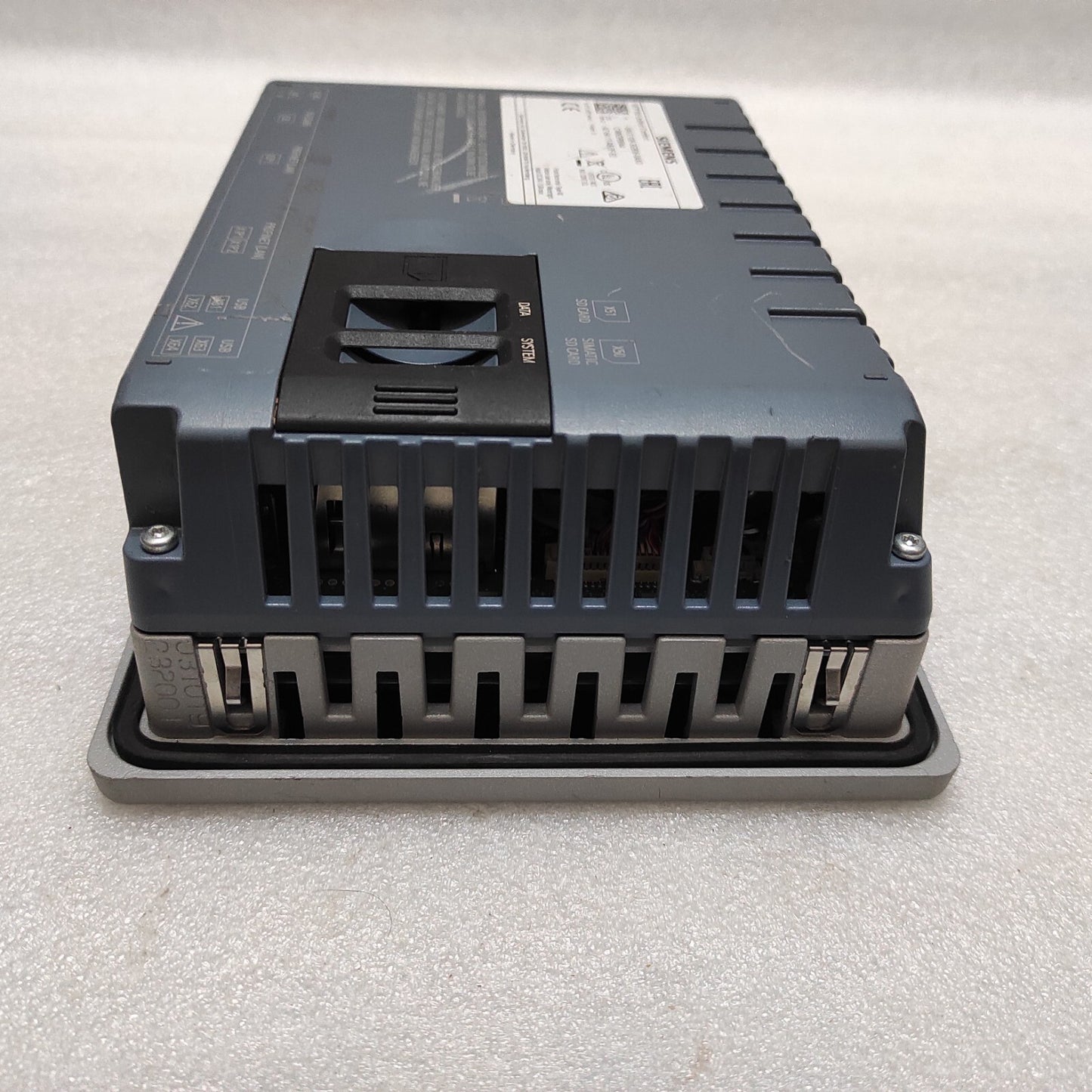 SIEMENS MTP700 UNIFIED CONFORT 6AV2 128-3GB06-0AX0 HMI