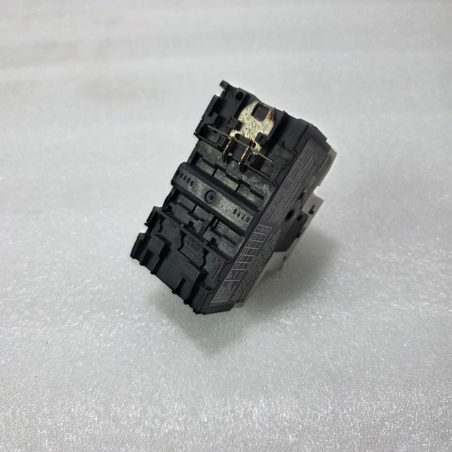 KLÖCKNER MOELLER PKZM0-1.6 MOTOR PROTECTION CIRCUIT BREAKER 1–1.6A MANUAL MOTOR