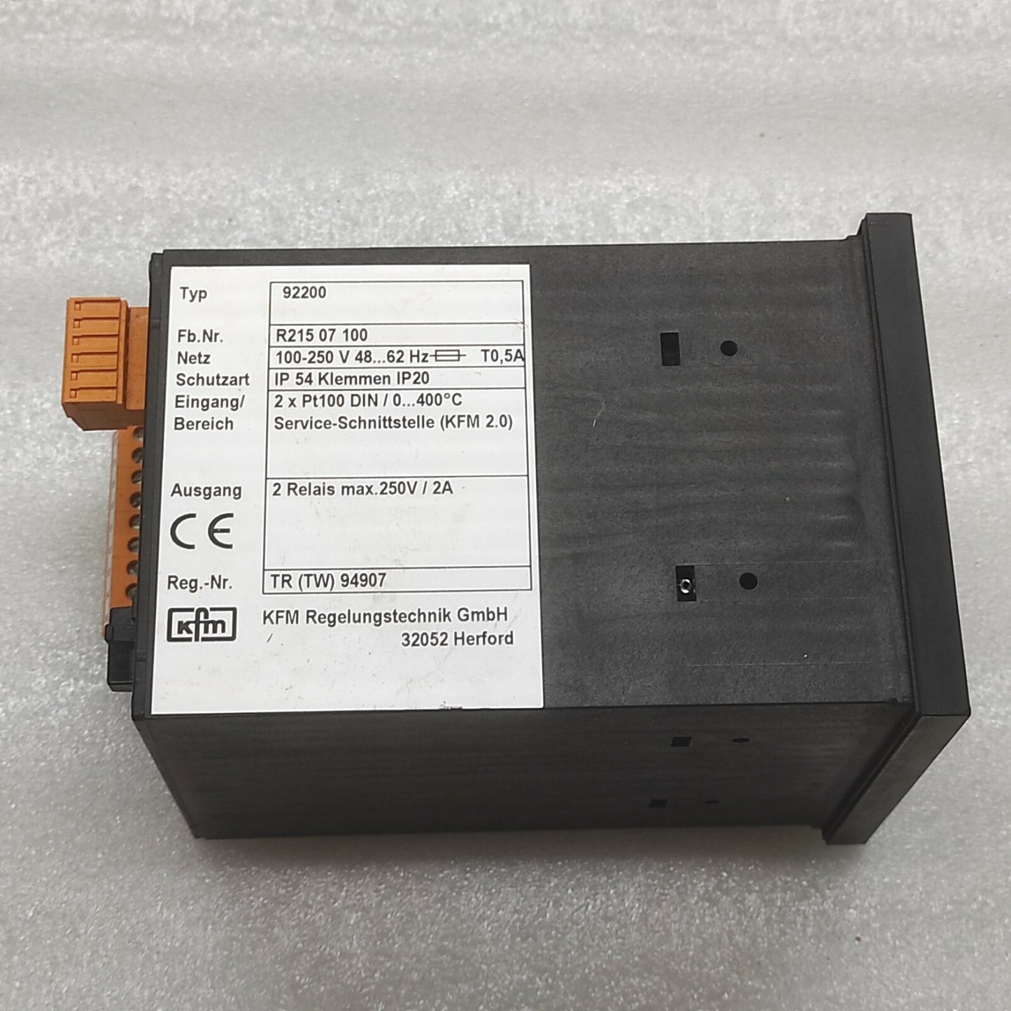 KFM 92200 INDUSTRY CONTROLLER R21507100 100-250V 5A 0-400'C PT100