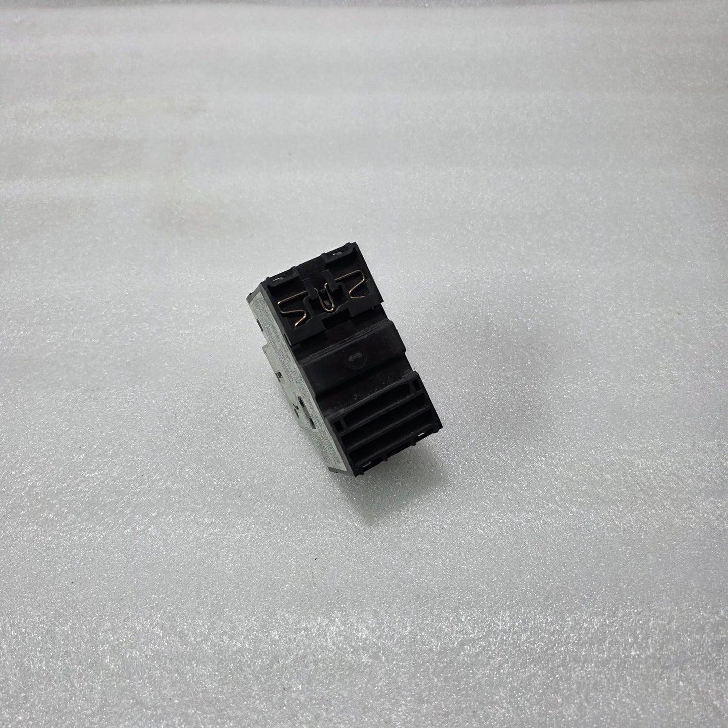 ALLEN BRADLEY 140M-C2E-C10 MOTOR PROTECTION CIRCUIT BREAKER 6.3–10A MPCB 100KA
