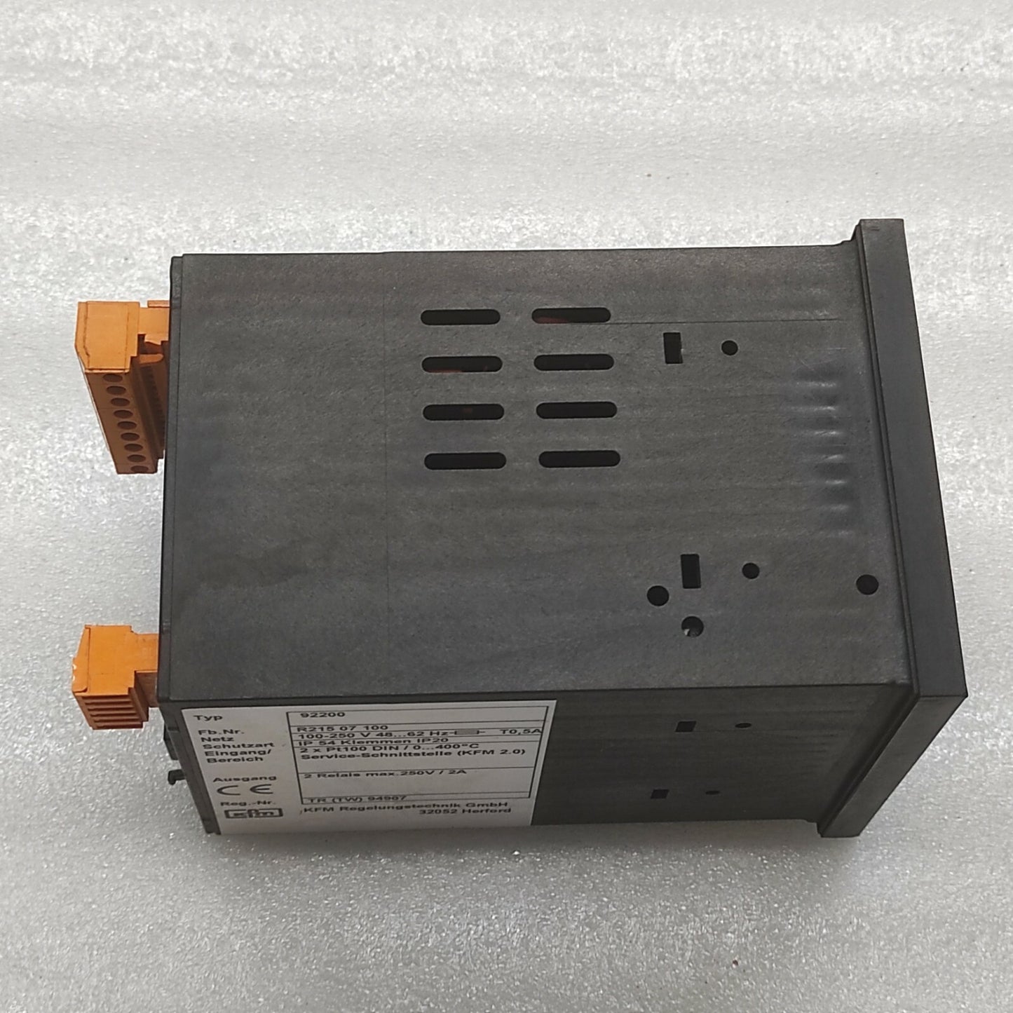 KFM 92200 INDUSTRY CONTROLLER R21507100 100-250V 5A 0-400'C PT100