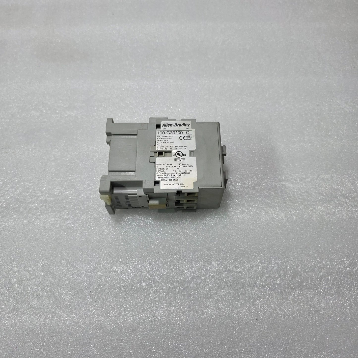 ALLEN BRADLEY 100-C30*00 CONTACTOR SER C 3 POLE 65A AC-3 690V 48V AC COIL MOTOR