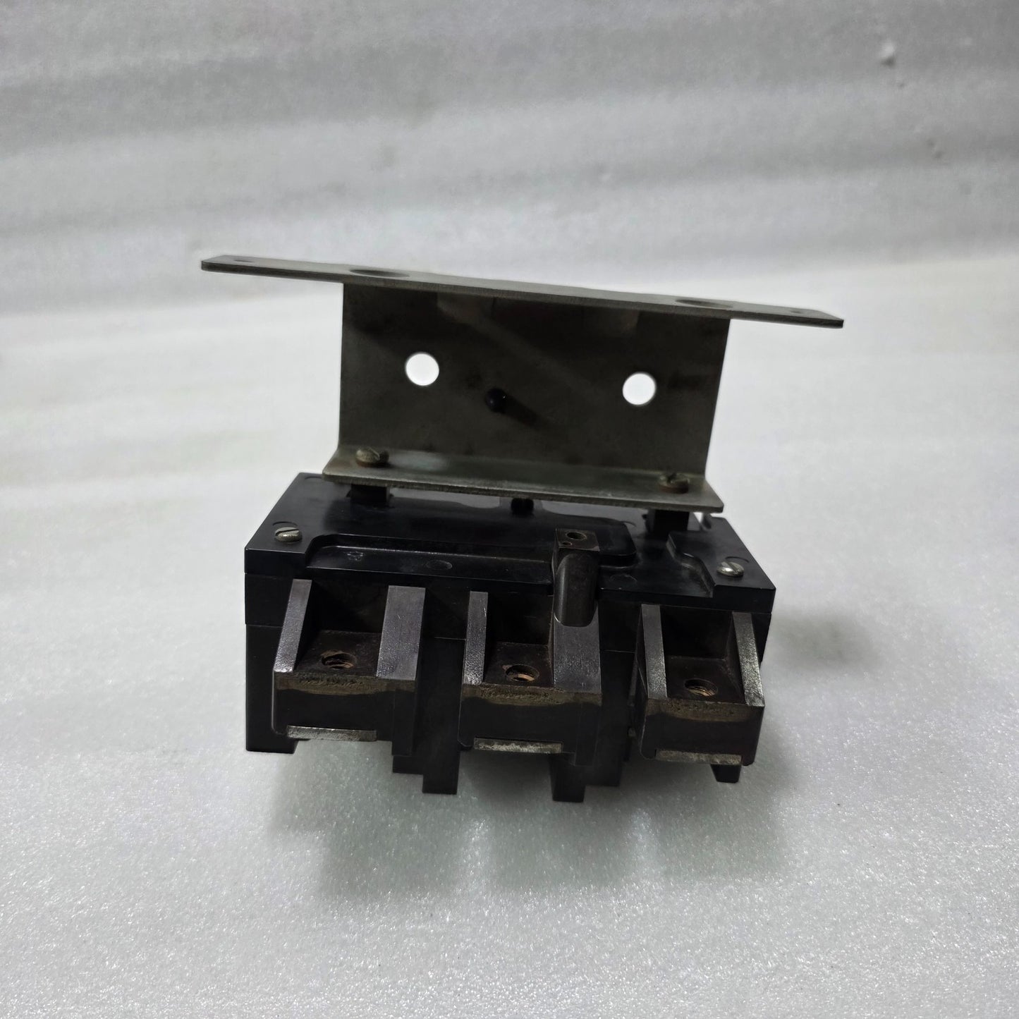3-POLE INDUSTRIAL CONTACTOR ASSEMBLY 11786839 | HEAVY DUTY ELECTRICAL SWITCHING