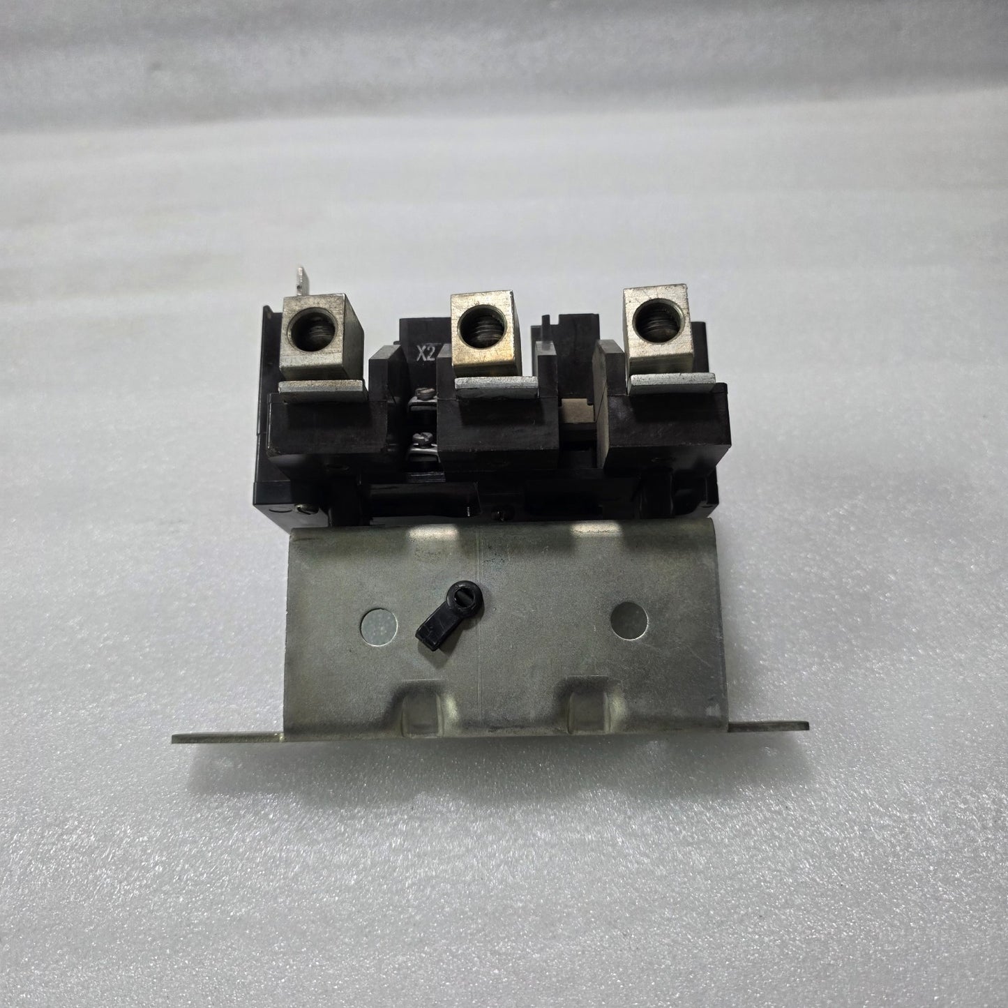 3-POLE INDUSTRIAL CONTACTOR ASSEMBLY 11786839 | HEAVY DUTY ELECTRICAL SWITCHING