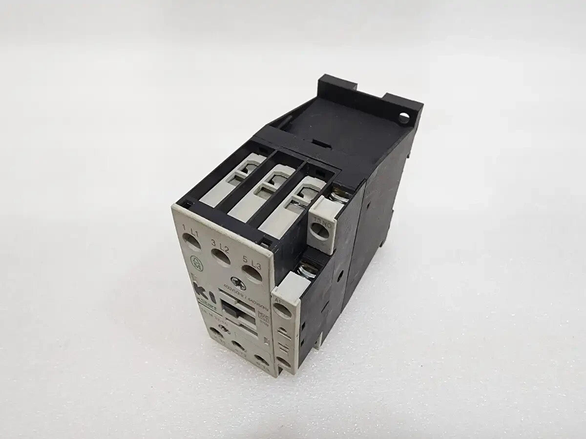 MOELLER DIL M 32-10 MAGNETIC CONTQACTOR 400-440V DILMC32