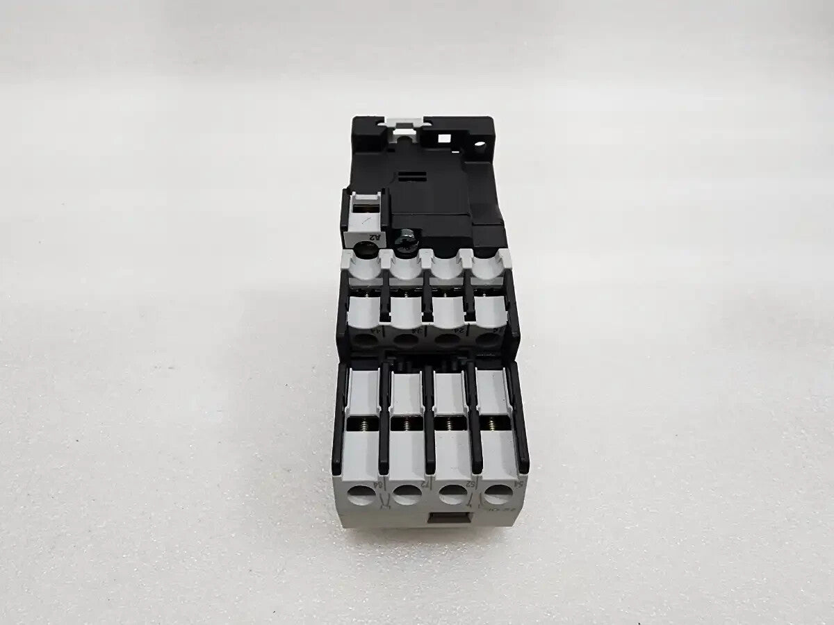 MOELLER DIL R 40 CONTROL RELAY COIL VOLTAGE 230V 22DIL