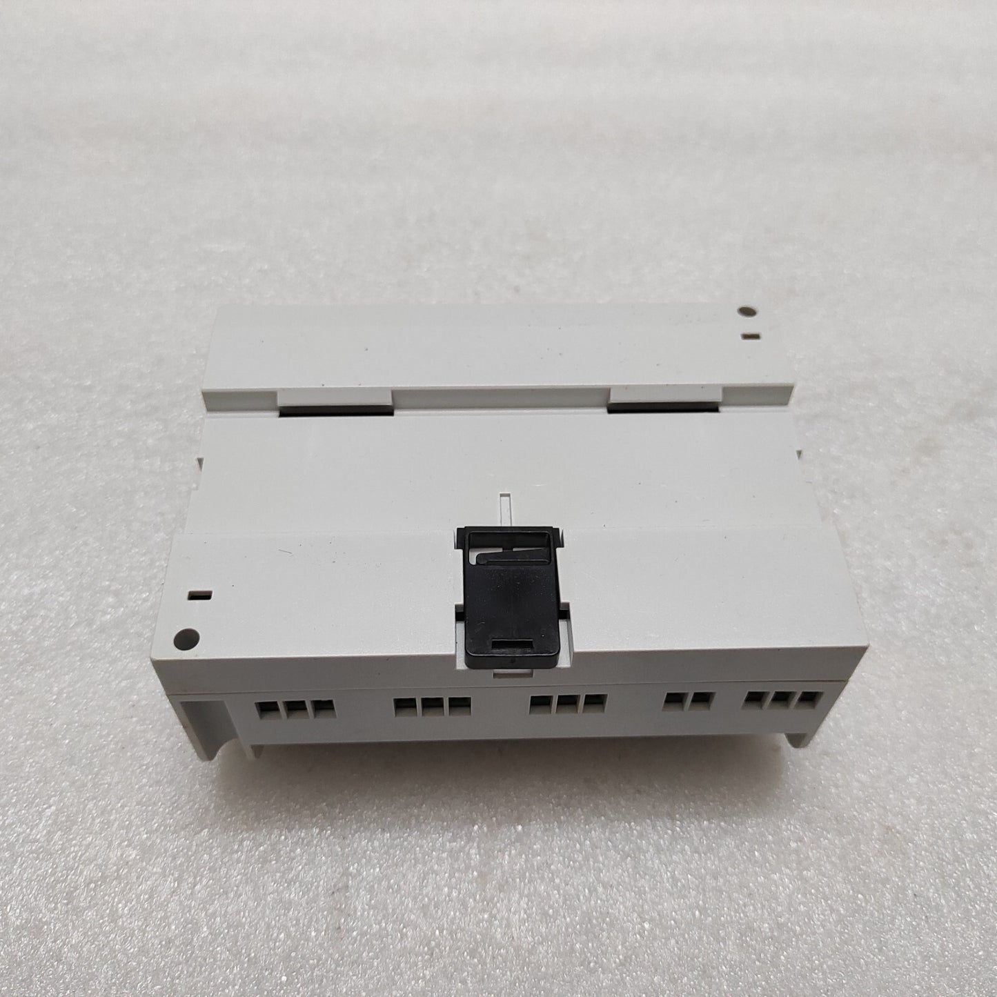 CROUZET SA20 MILLENIUM 2 CONTROLLER RELAY 88950052 24VDC